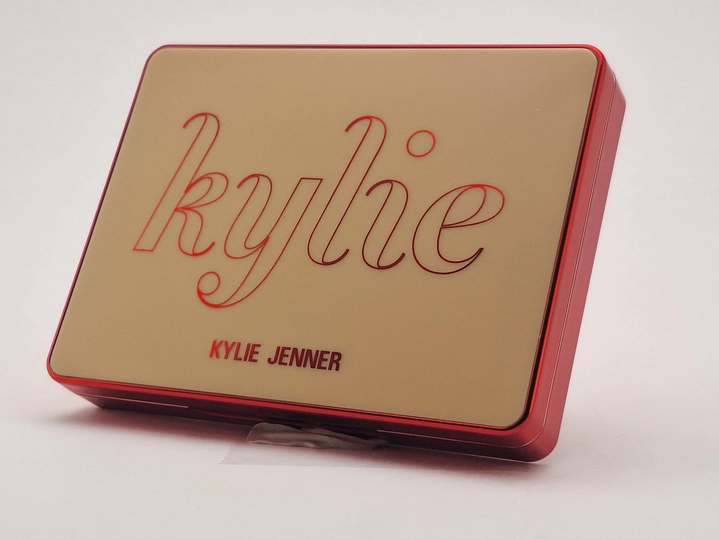 Kylie Cosmetics Reindeer Holiday Collection Holiday Blush & Highlighter Palette