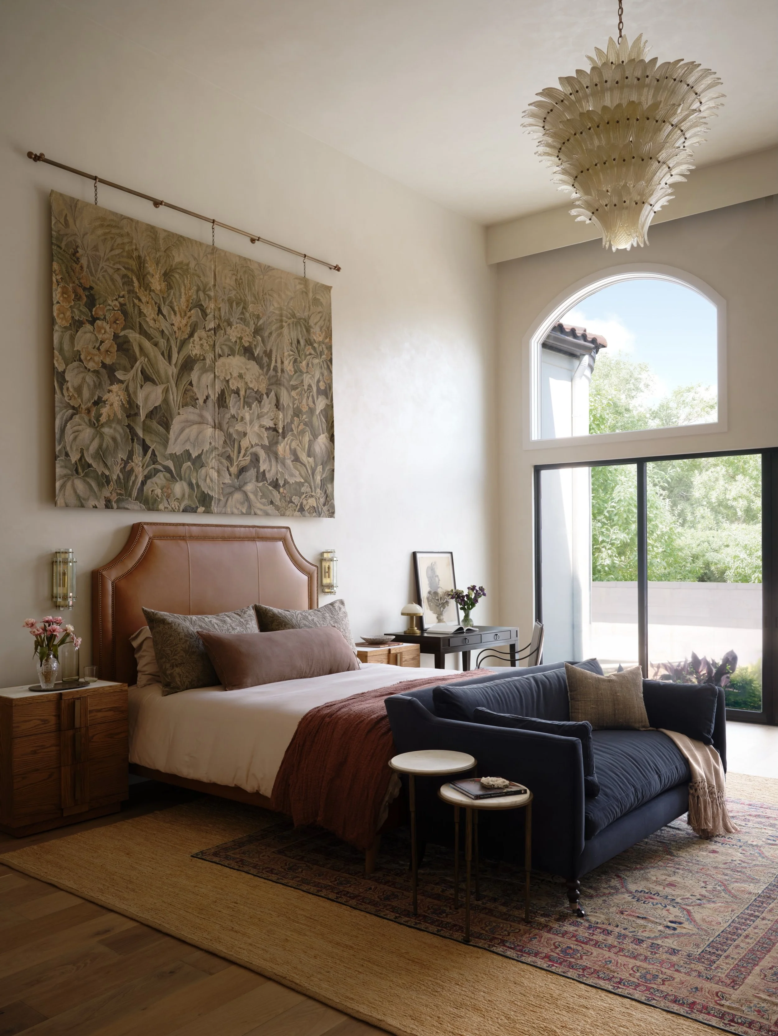 When these three elements come together, a bedroom becomes more than a place to sleep, it becomes a retreat, a place to exhale, recharge, and start and end your day with intention. ✨

- One hero piece that sets the tone for the entire room (hello gor