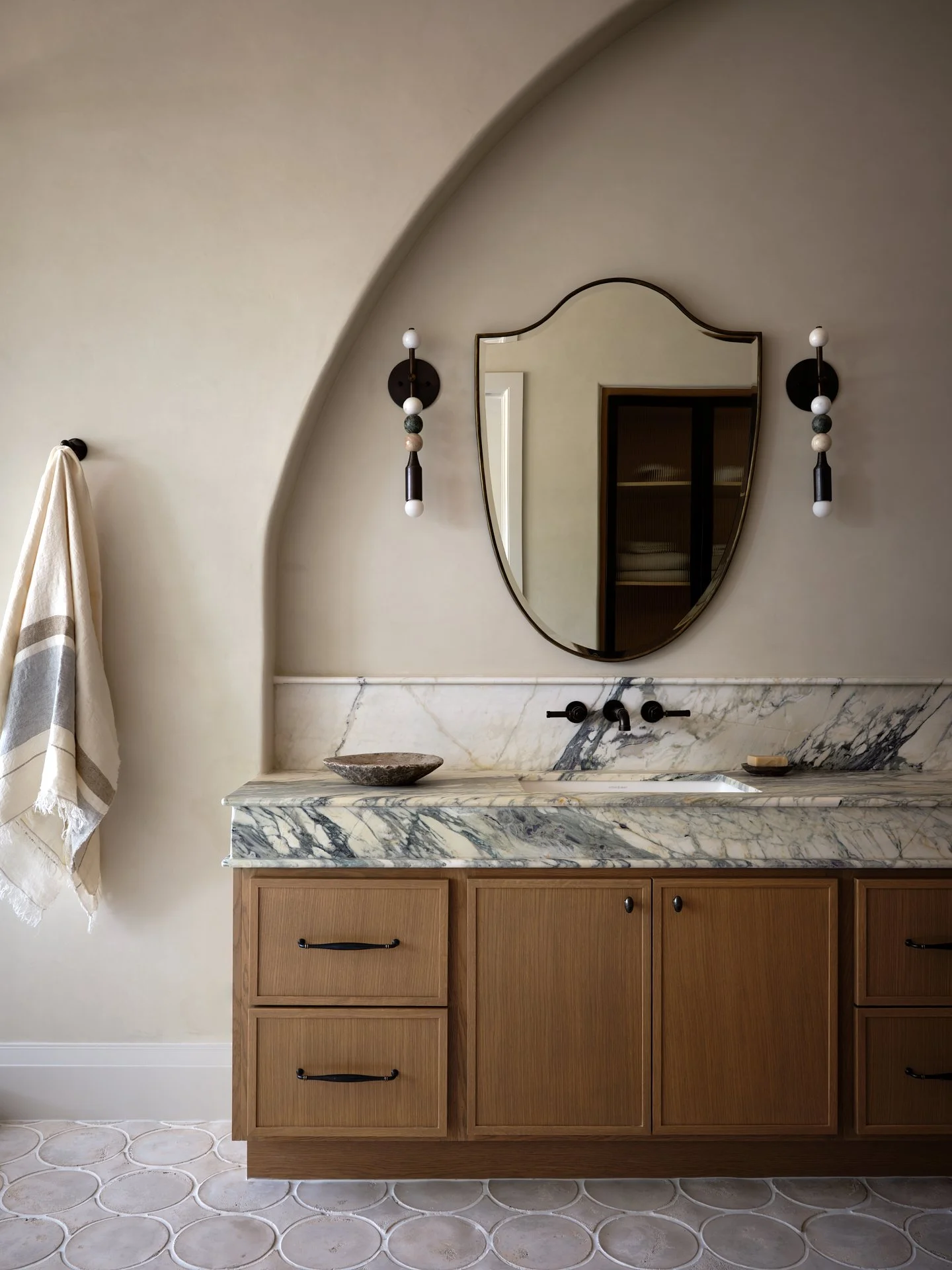 Lindsay Brown_Christina Cruz5414_web.jpg