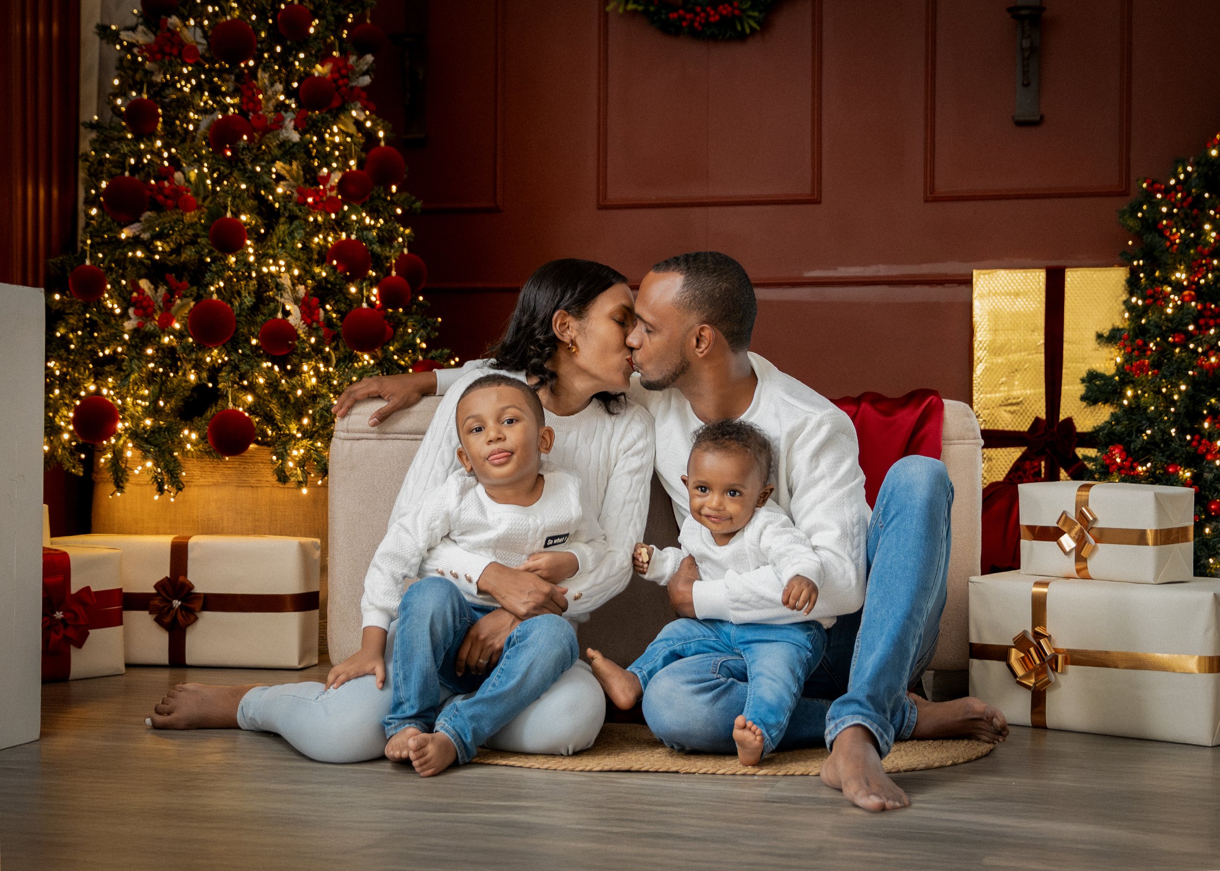 NAVIDAD COLON PHOTOGRAPHY  STUDIOS