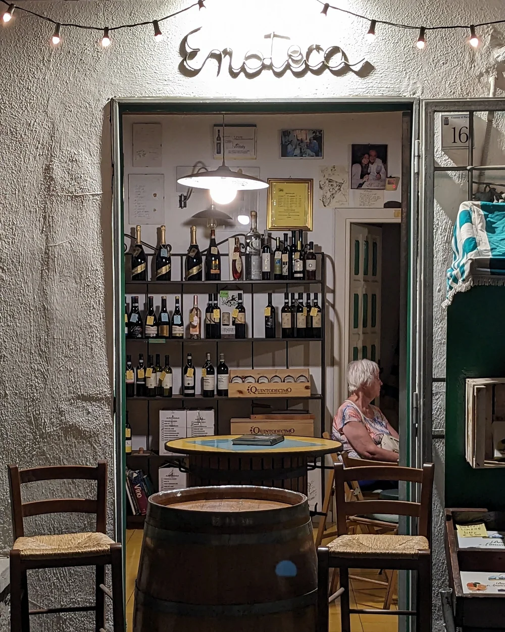 Wine bar in Ischia