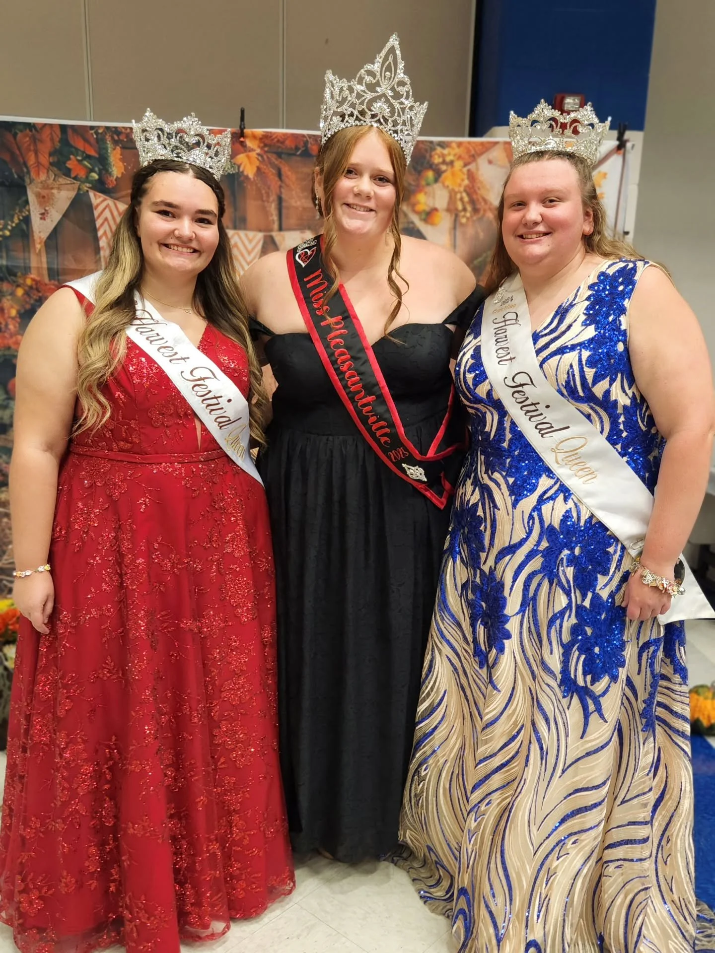 Miss Pleasantville, Mia, visited the Crestline Harvest Festival this weekend to wish farewell to outgoing queen (and her good friend), Haylie, and welcome new queen, Jenna, and her court.

As a mom, the friendships these girls make through the festiv