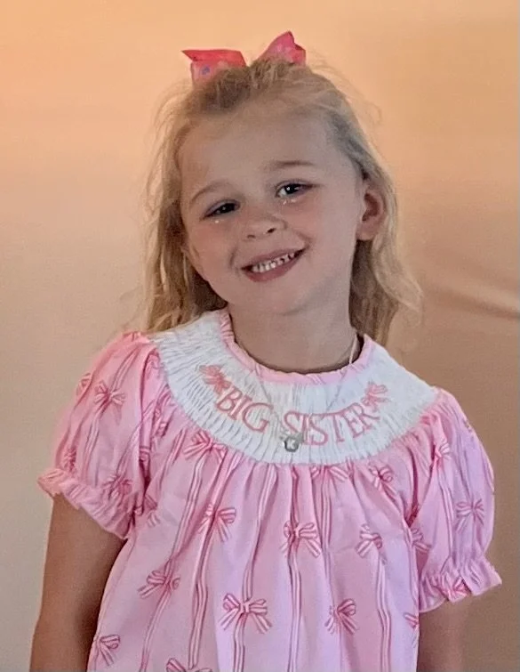 Tiny headshot - Kenzlee Strapp.jpeg