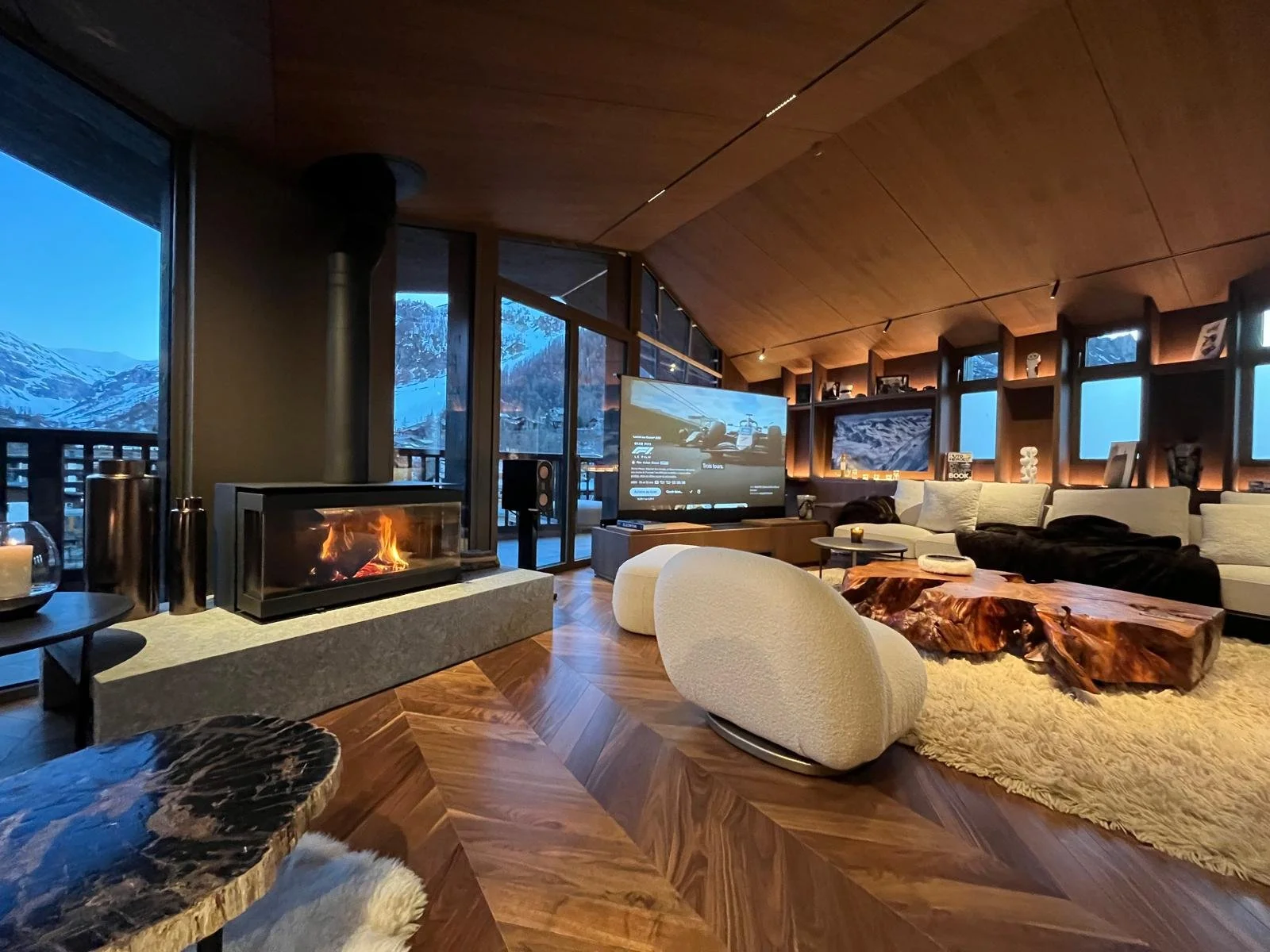 HOME CINEMA.jpg