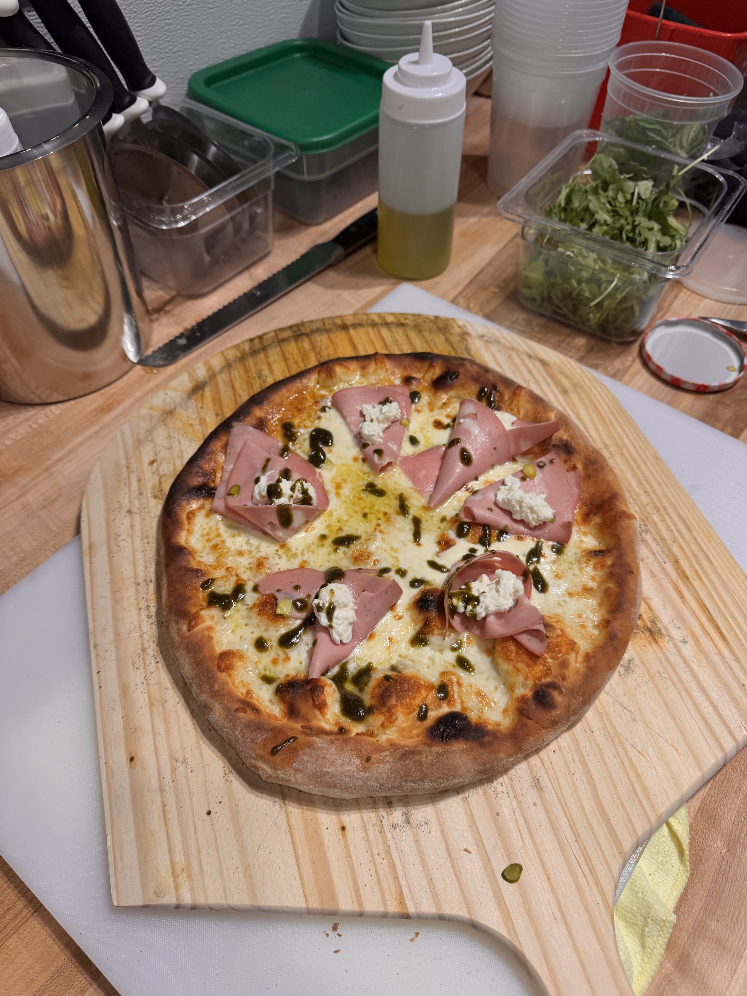 Mortadella Stracciatella Pizza