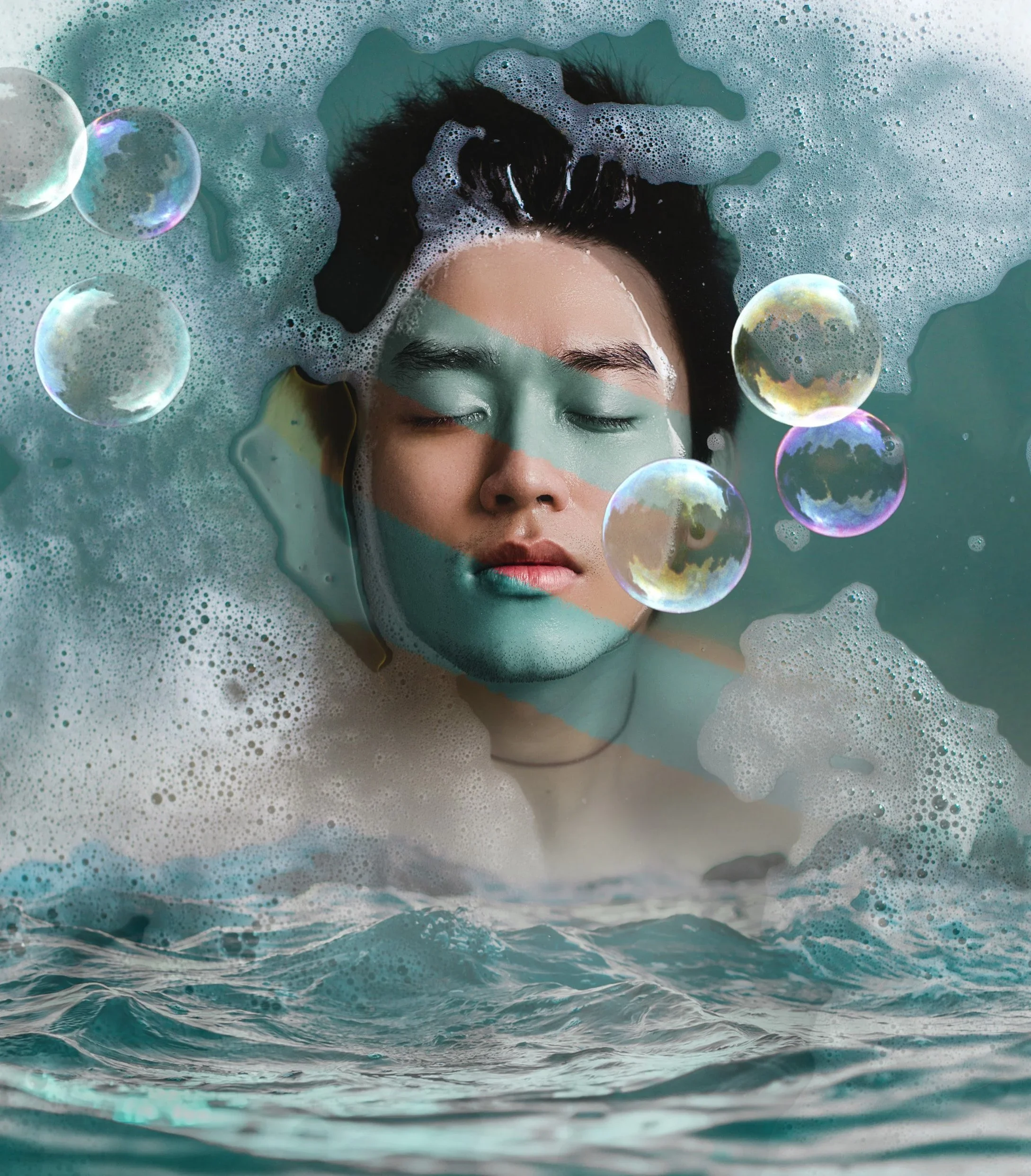 Person-Wasser-Seifenblasen-Türkise+Striche.webp
