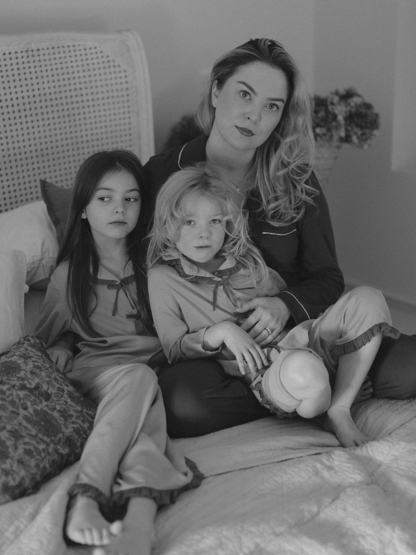 I spent a slow morning with @youngcouple_oldhouse as they welcomed Christmas into their home&hellip; warm tones in the bedroom set the day off beautifully, with @camperdownlane accessories adding that soft, seasonal comfort.

Festive touches appeared