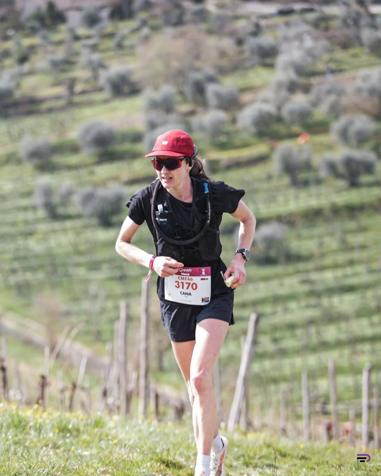 Queen of positive split? ☠️
@chiantiultratrail 

The prep plan: 
- after Valencia we did more cross training 
- focus was on consistency over big mileage 

The curveballs: 
- managed to overcome hamstring niggle 
- life = job change and moving 

The 