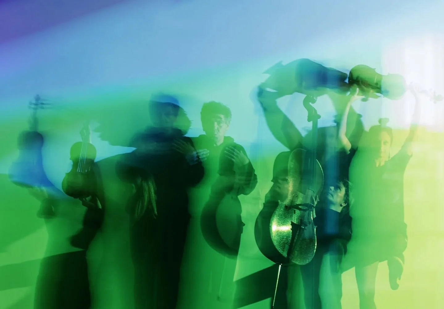 Susanne Paul's MOVE STRING quartet with Susanne Paul, H&egrave;lo&iuml;se Lef&egrave;bvre, Marie-Theres H&auml;rtel and Carlos Bica