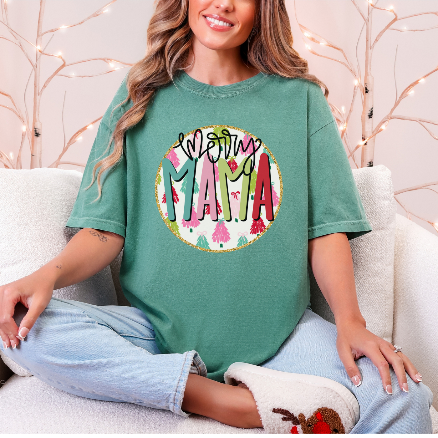 Retro Merry Mama T-Shirt | Comfort Colors Christmas Tee | Vintage Holiday Shirt for Mom | Distressed Heavyweight Cotton