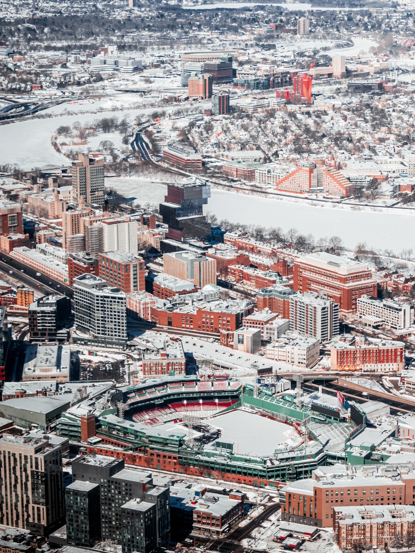 Boston: 1 | Spring: 0

📸 @fenwaypark @hgordon_photography