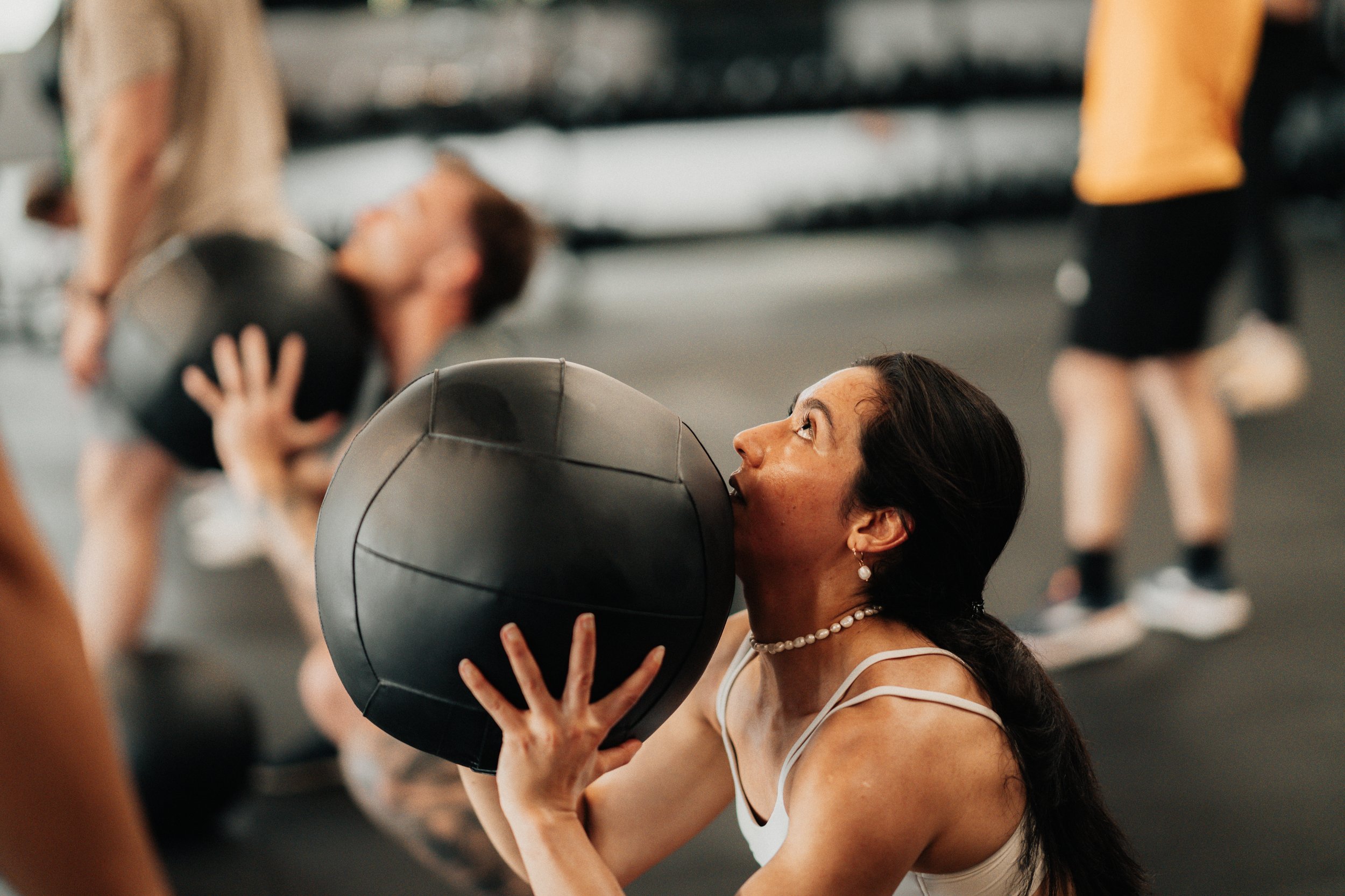 HYROX Wall Balls: So schaffst du 100 Wiederholungen