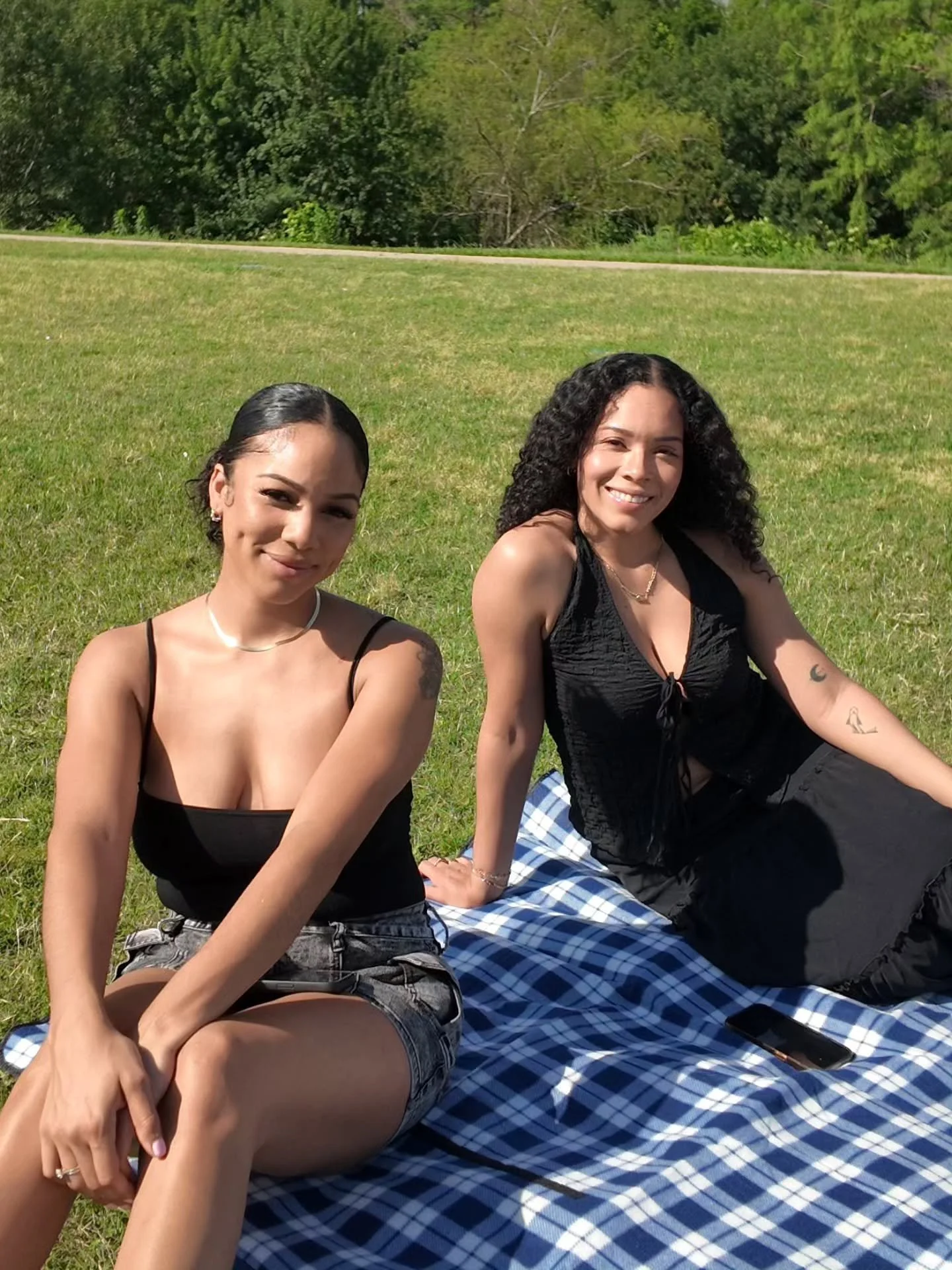 Lesbianland brings out the prettiest, the baddest, and finest🥰😍 Happy Women Crush Wednesday y'all!

#prettygirlswag #masc #couplegoals #wlw #welcometolesbianland