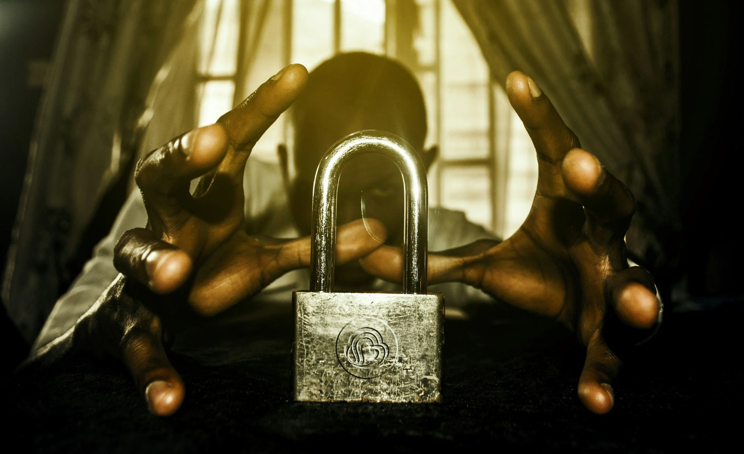 The Difference Between Being Independent and Emotionally Guarded