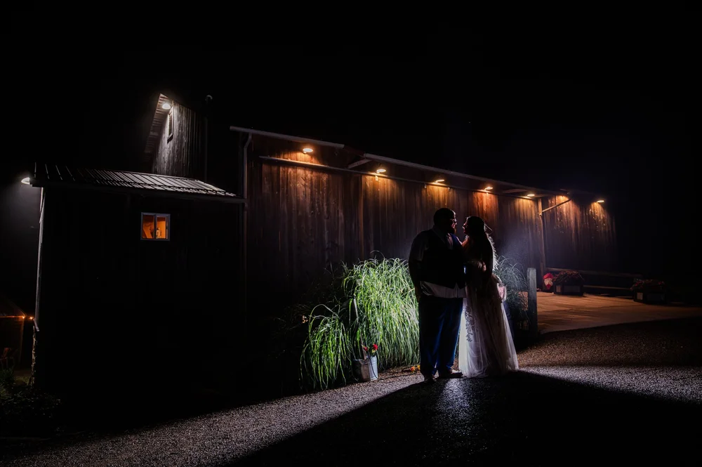Wedding photography at The Barn at Rayne Run in Marion Center, PA, Aleah and Tyler