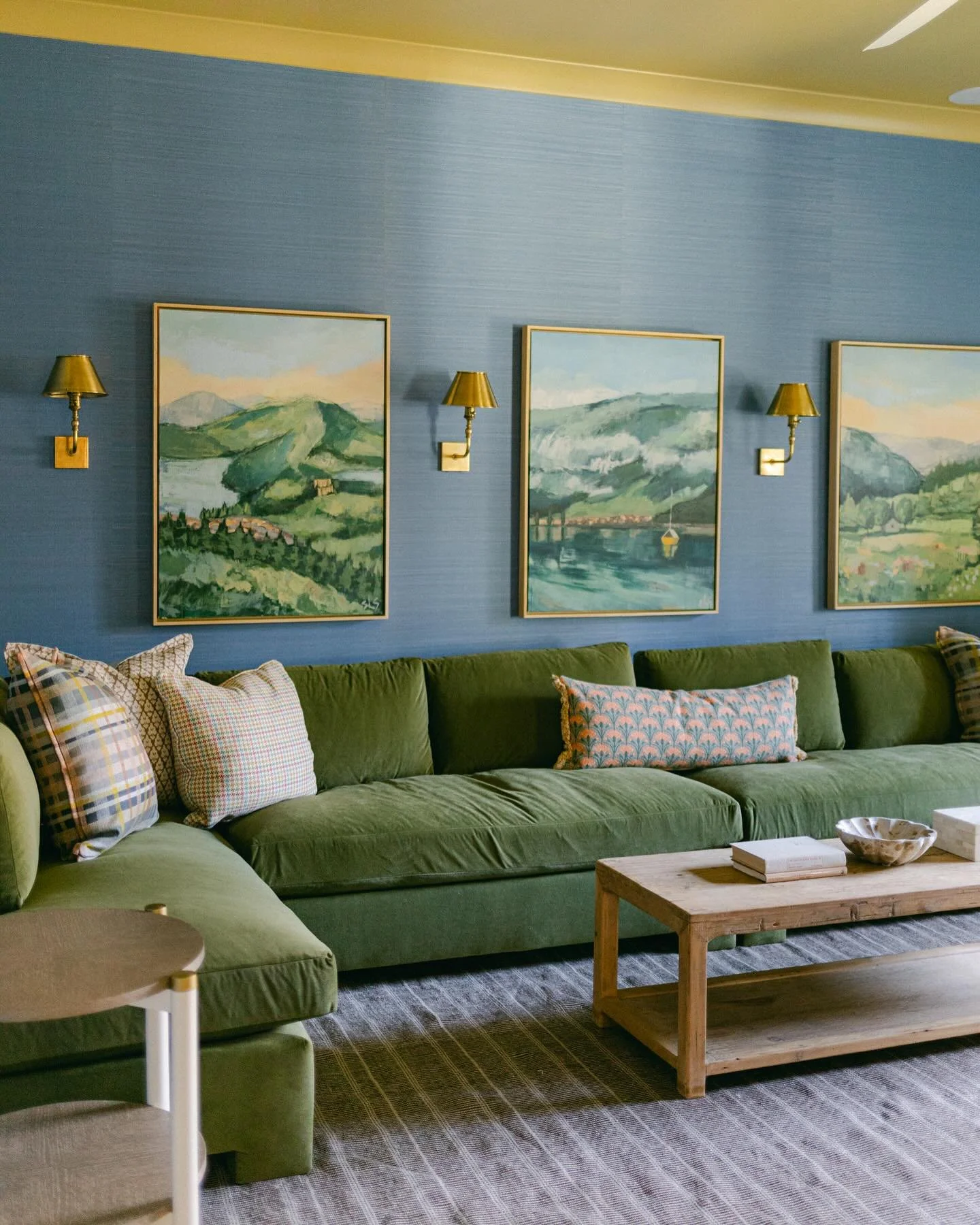 A basement movie room that doesn&rsquo;t feel like a basement movie room at all.