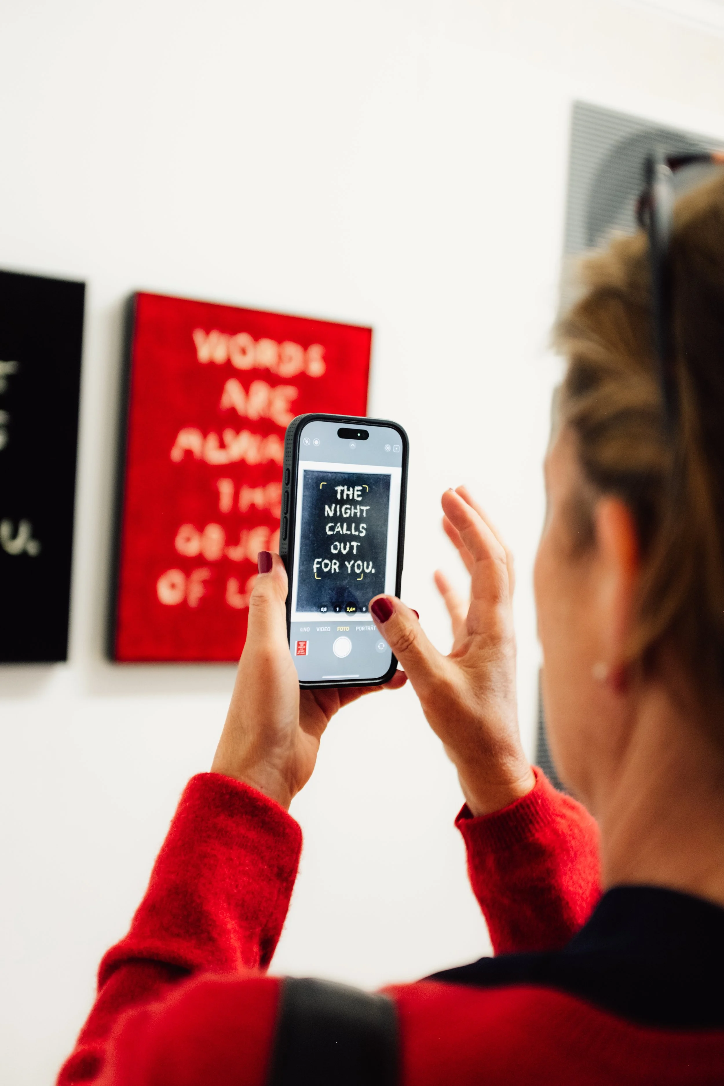 ARTBADGASTEIN X POSITIONS_HOTEL ASTORIA_FRIEDRIKE JUST_GALERIE AO