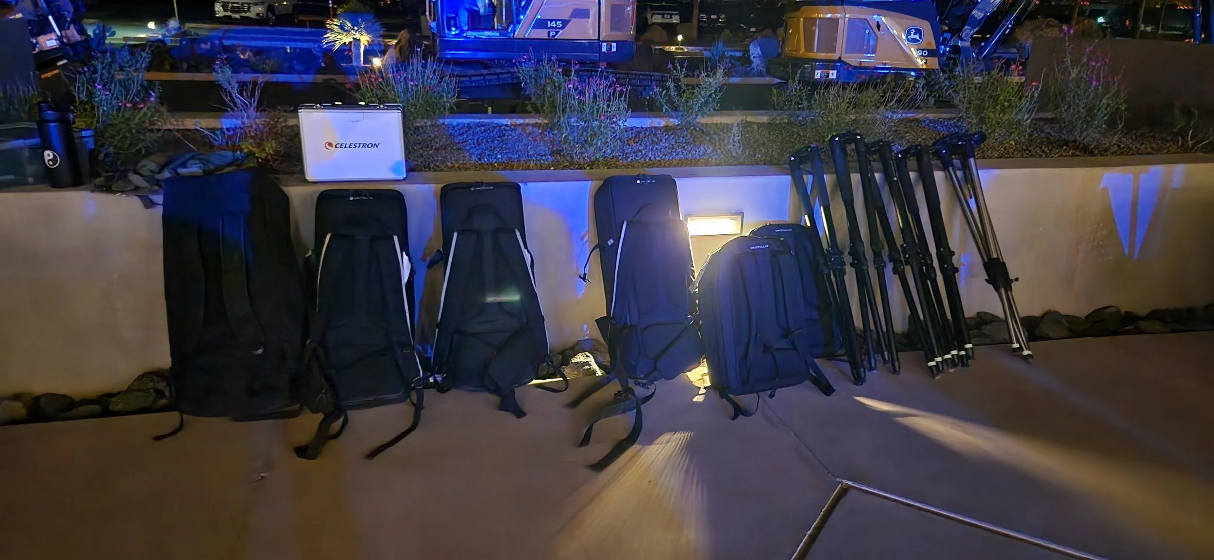 Dark Skies Astronomy Tours equipment. Unistellar, Seestar, large group telescope and stargazing tours. Company can do a tour for over 200 people. As seen on our stargazing tours in Southern Utah, near Zion National Park and St. George. Things to do