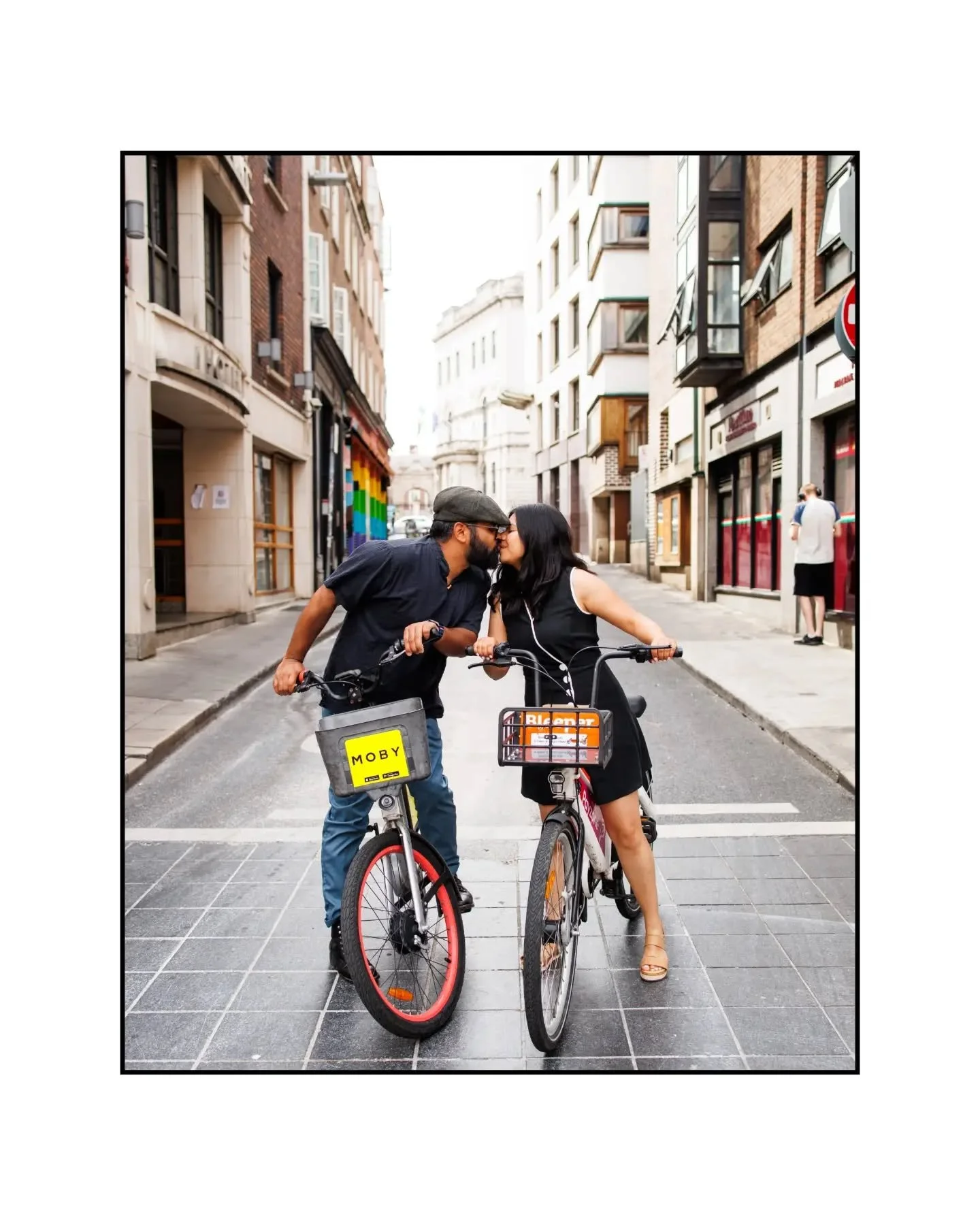 It's been a while since I did a stroll through Dublin City so I was delighted to walk around with D &amp; A recently and take photos along the way. They were on a flying visit to Ireland so taking the opportunity to capture some memories is always a 
