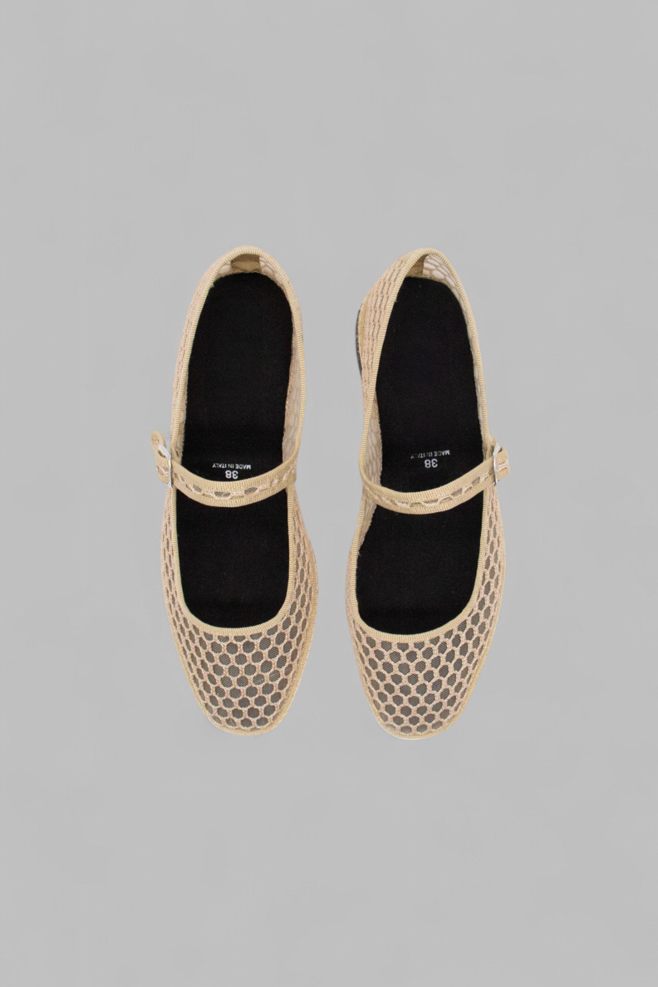 Top-down view of breathable honeycomb mesh Aria flats