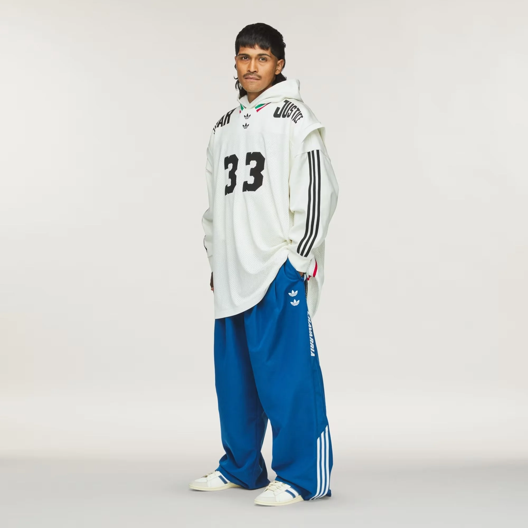 Chavarria_Basketball_Jersey_White_JV6410_25_model.jpeg