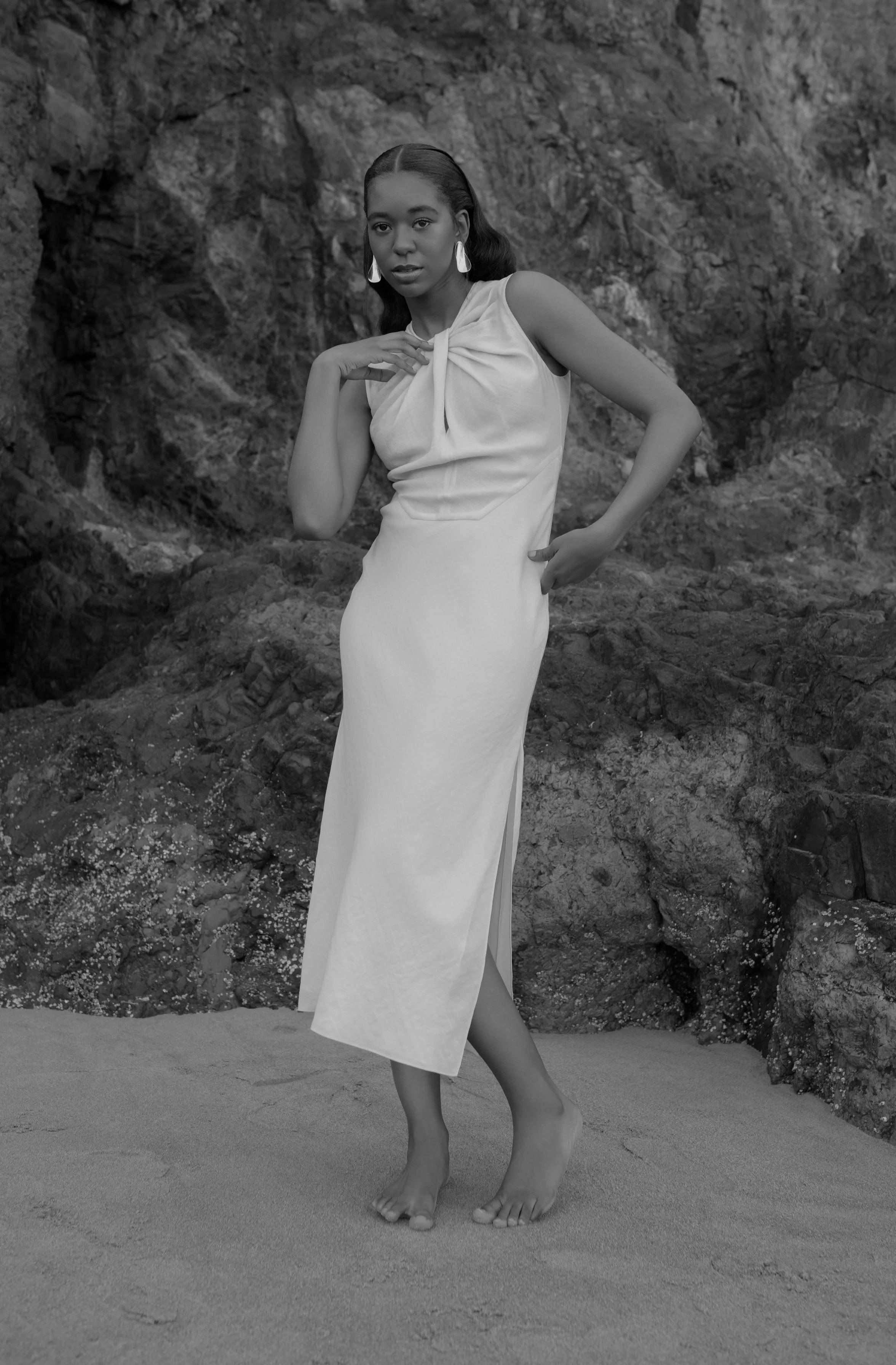 CoastalShoot_Digital_B%2BW-3.jpg