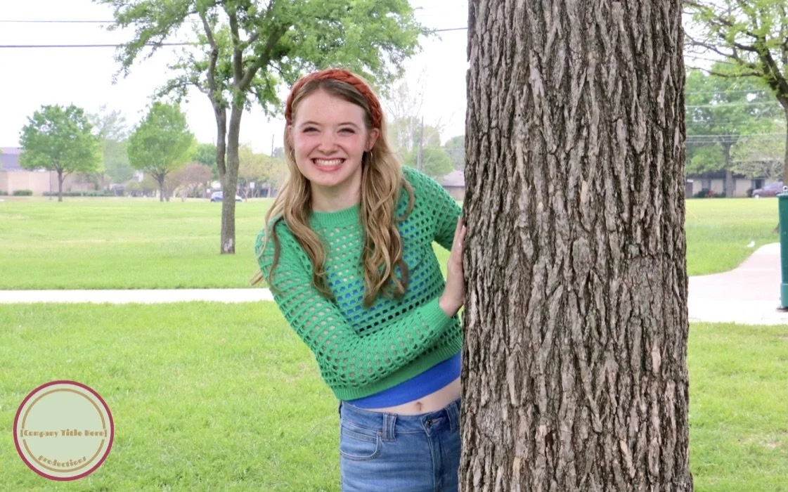 Savannah page behind a tree