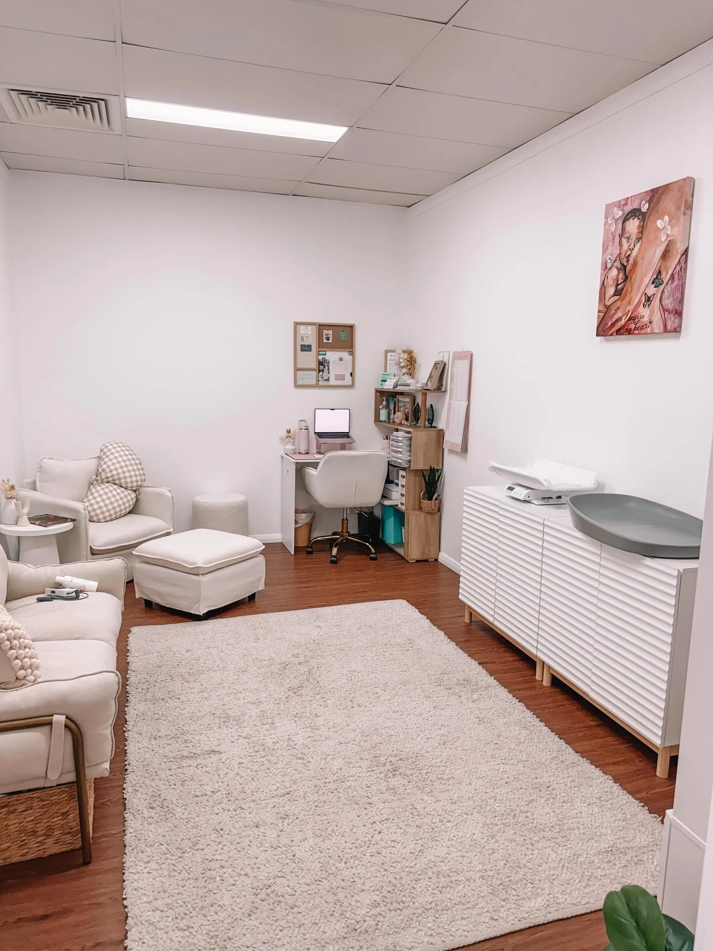 This space holds so much heart 🤍

White, open, and grounding.
A bright, calm space where nervous systems settle and hearts feel held.

It&rsquo;s where women exhale, feel seen, and are gently held through some of the biggest seasons of their lives.
