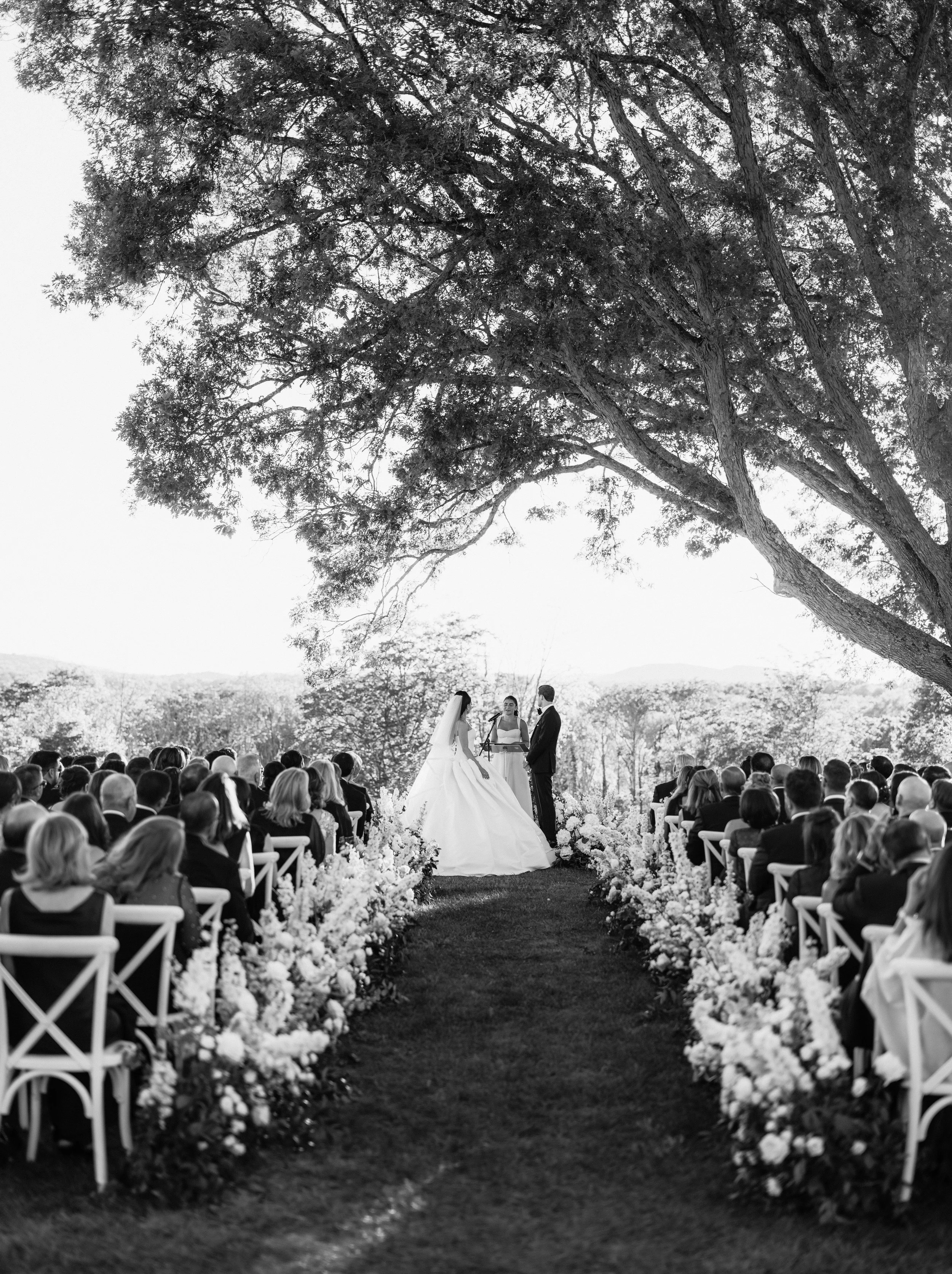 Peter+Juliana_Ceremony_3812-bw.JPG
