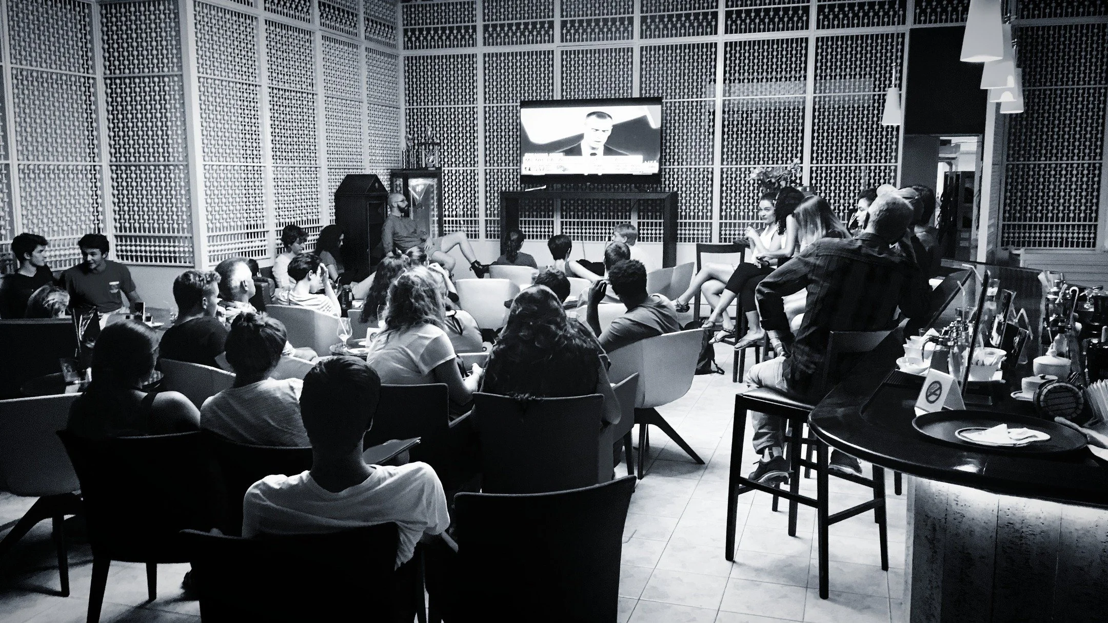 Photo taken on the 9th of November 2016 at the Hotel Havana Libre, in Cuba, minutes before President Trump&acute;s first victory.
#originalcontent #cuba #havanalibrehotel