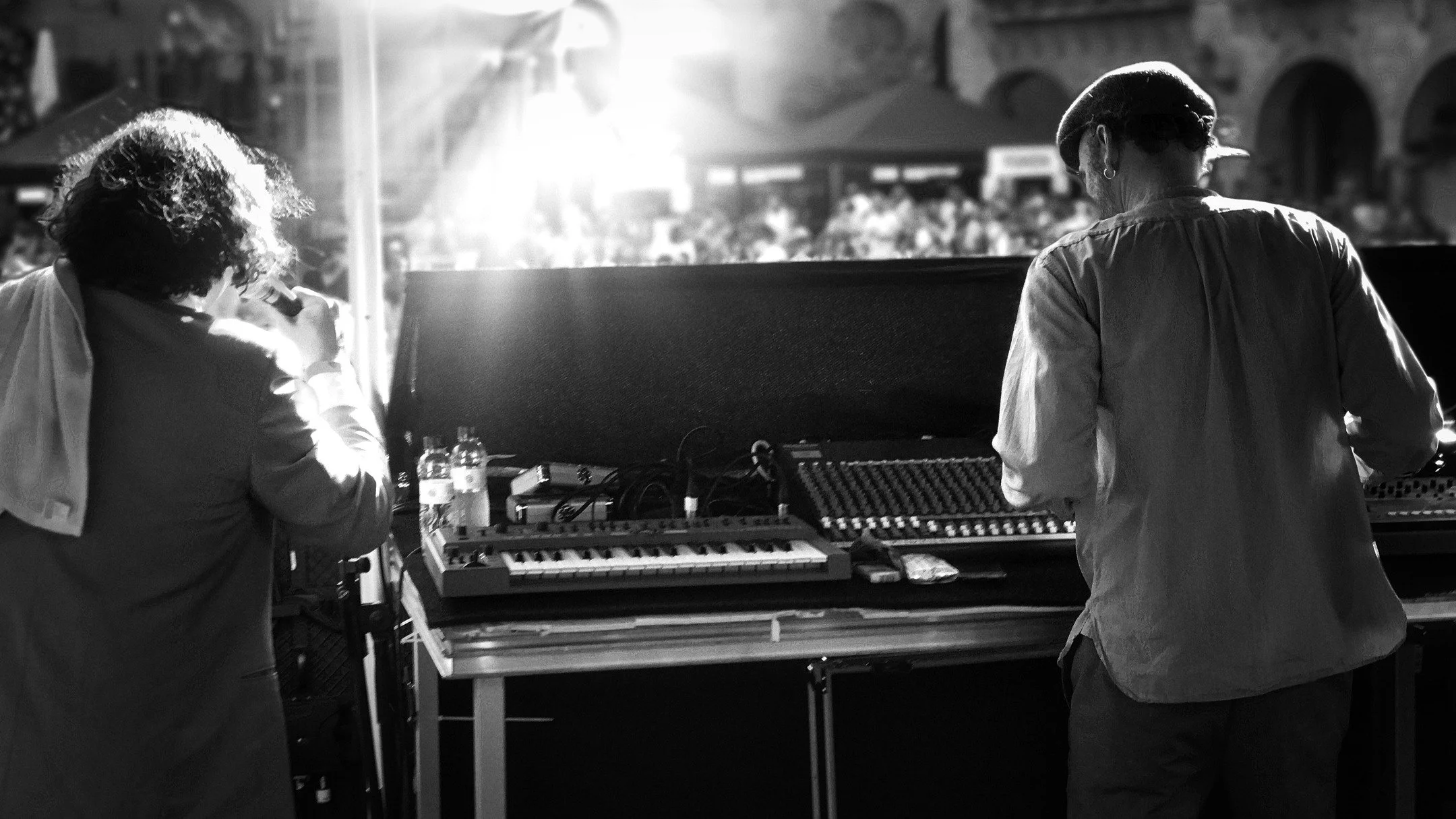 @paranoid_london at Poble Espanyol in Barcelona on June 17, 2017. Photo taken from the Plaza Mayor stage.
#originalcontent #acid #barcelona