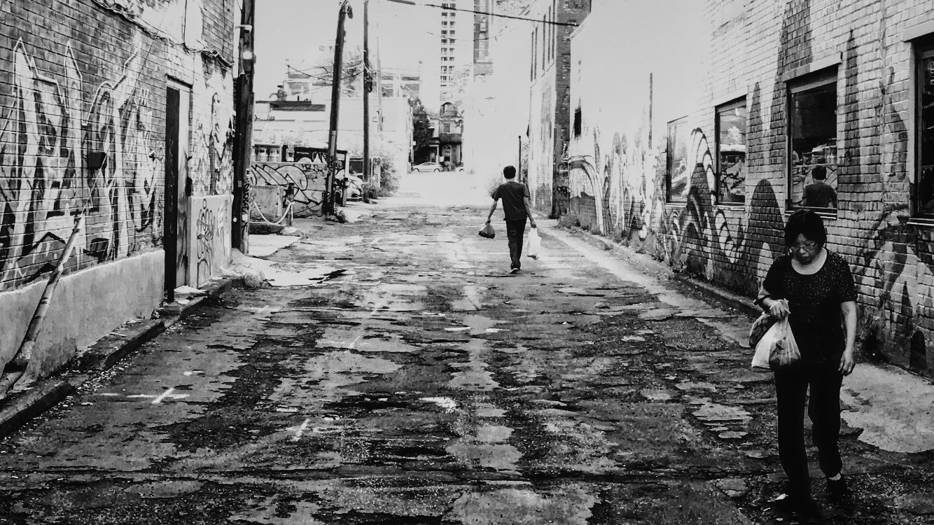 28 August 2016 , Toronto Backstreets
#originalcontent #streetphotographyinternational #lapipa