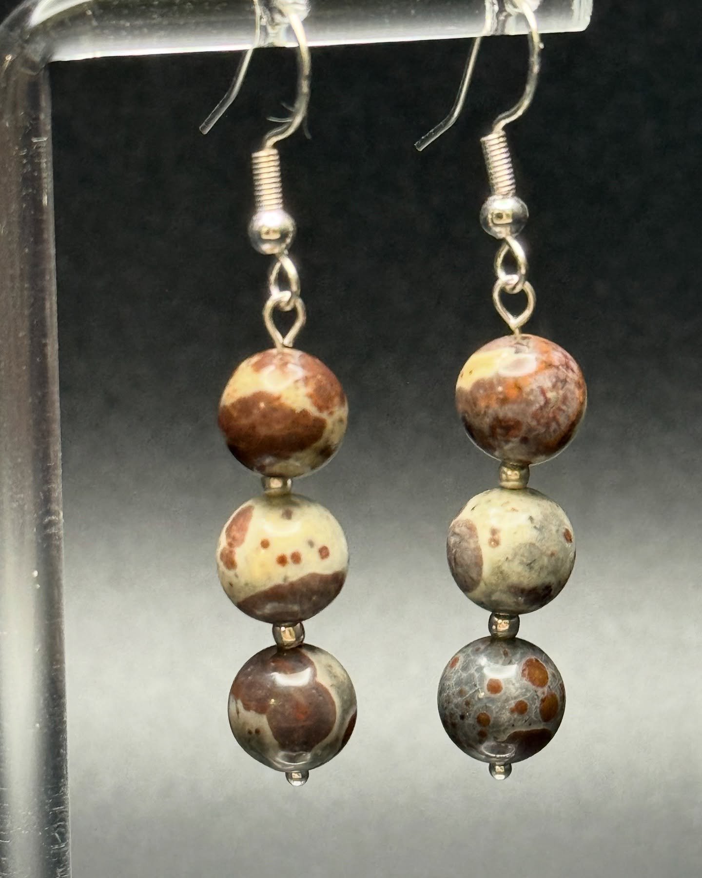 &ldquo;Orbicular&rdquo; is a new word to me, but I&rsquo;m so glad to know it! This patterned jasper helps with anxiety and stress. Couldn&rsquo;t we all use some help in that department? #jasper 🫧
