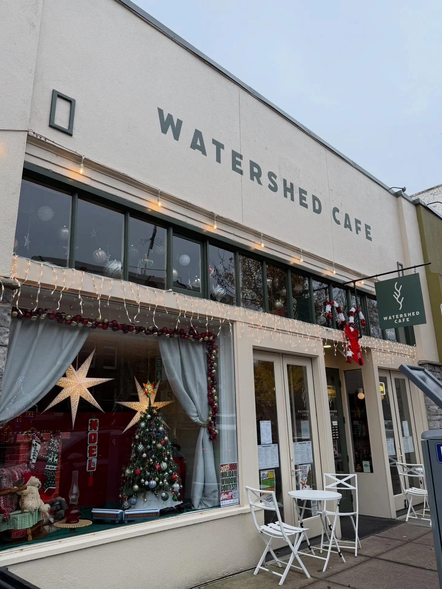 Happy New Year! 🎉🍾 Start 2026 off right with a delicious brunch with us ✨ We are open from 8am to 3pm today. 

#happynewyear #supportsmallbusiness #2026