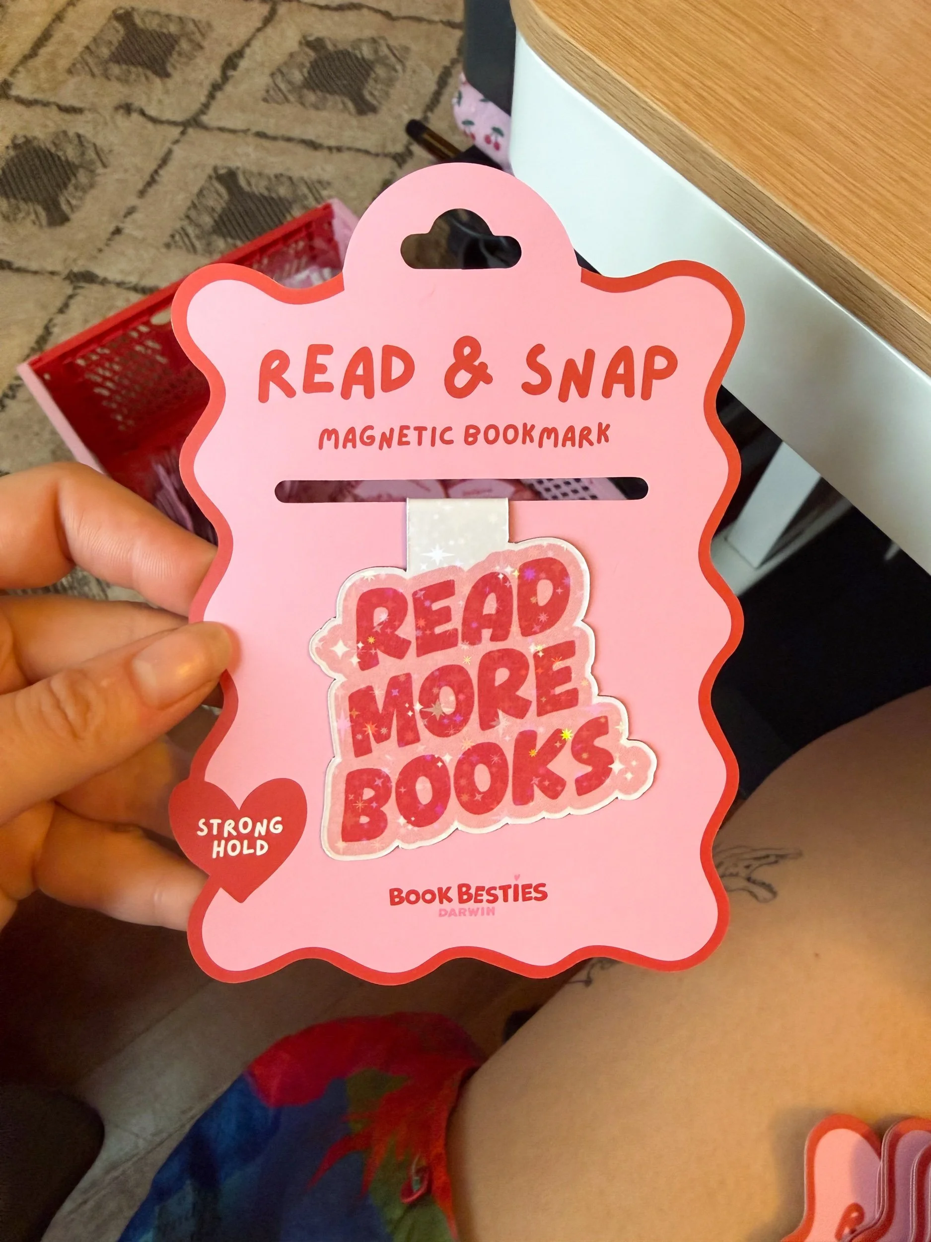 read more books magnetic bookmark