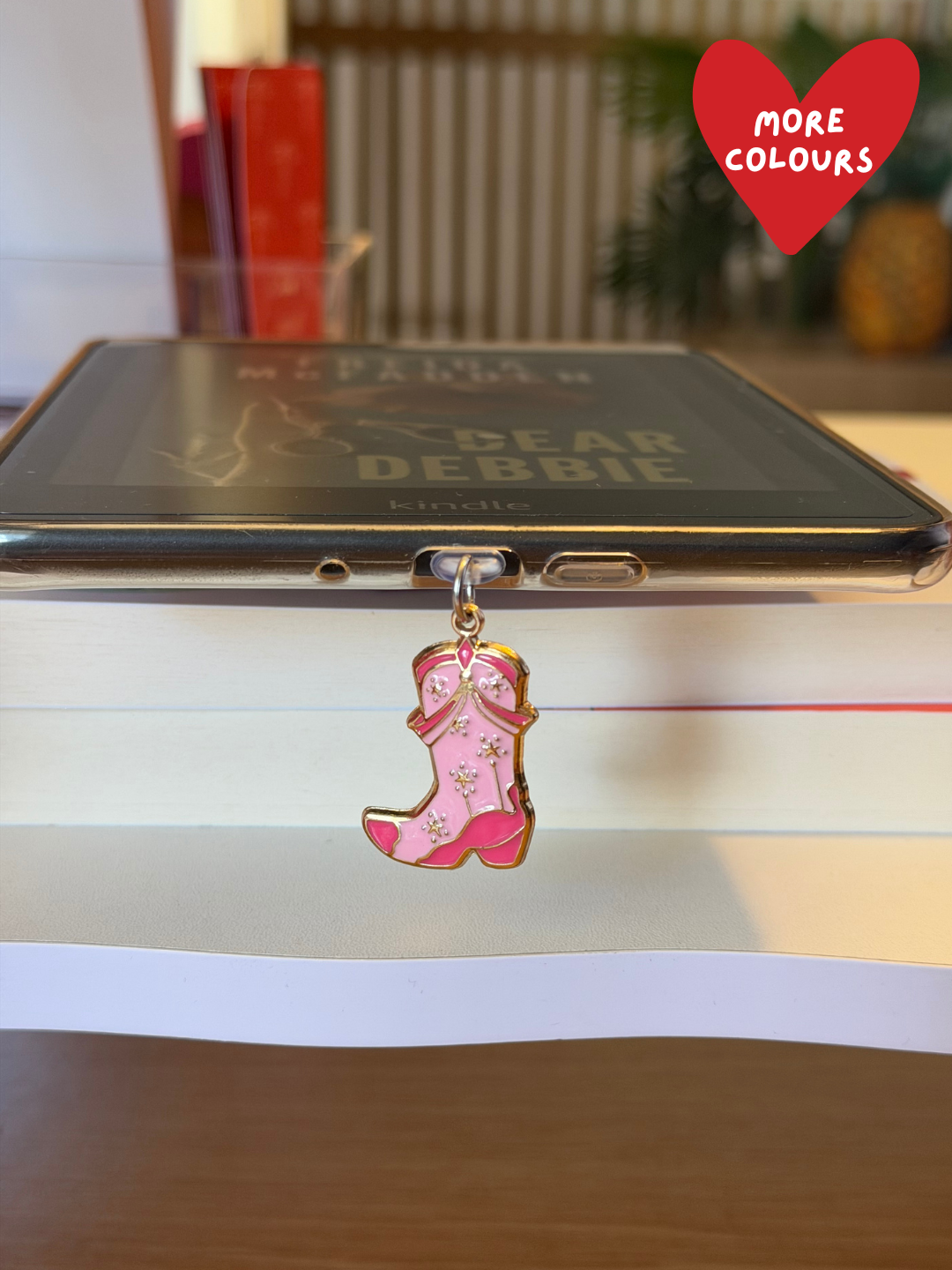 charm & charge e-reader charm - boots