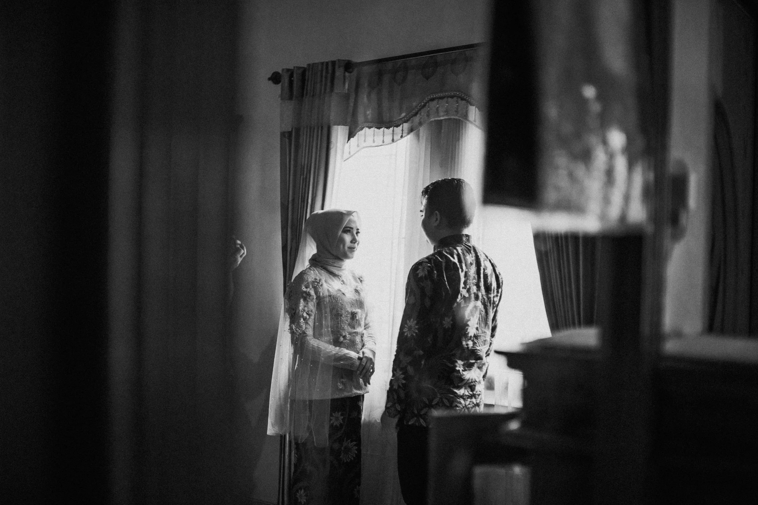 Autistic Unmasking in Relationships: What Happens When You Stop Hiding?