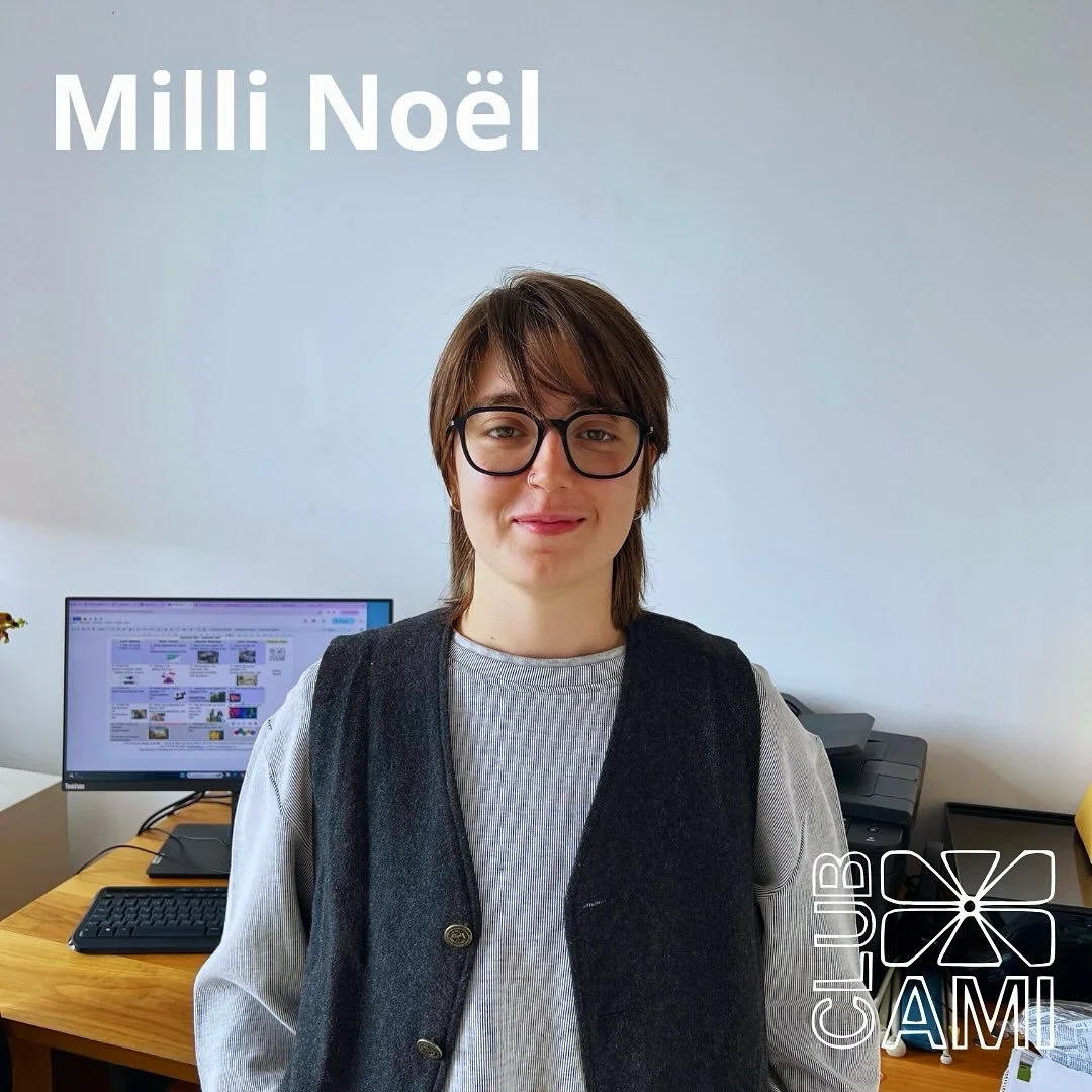 ⭐️ D&Eacute;COUVRIR L&rsquo;&Eacute;QUIPE DE CLUB AMI 1/9 ⭐️

Pour la rentr&eacute;e, nous vous proposons de d&eacute;couvrir les membres de l&rsquo;&eacute;quipe de Club Ami !

Milli No&euml;l est intervenant&bull;e psychosocial&bull;e au centre de 