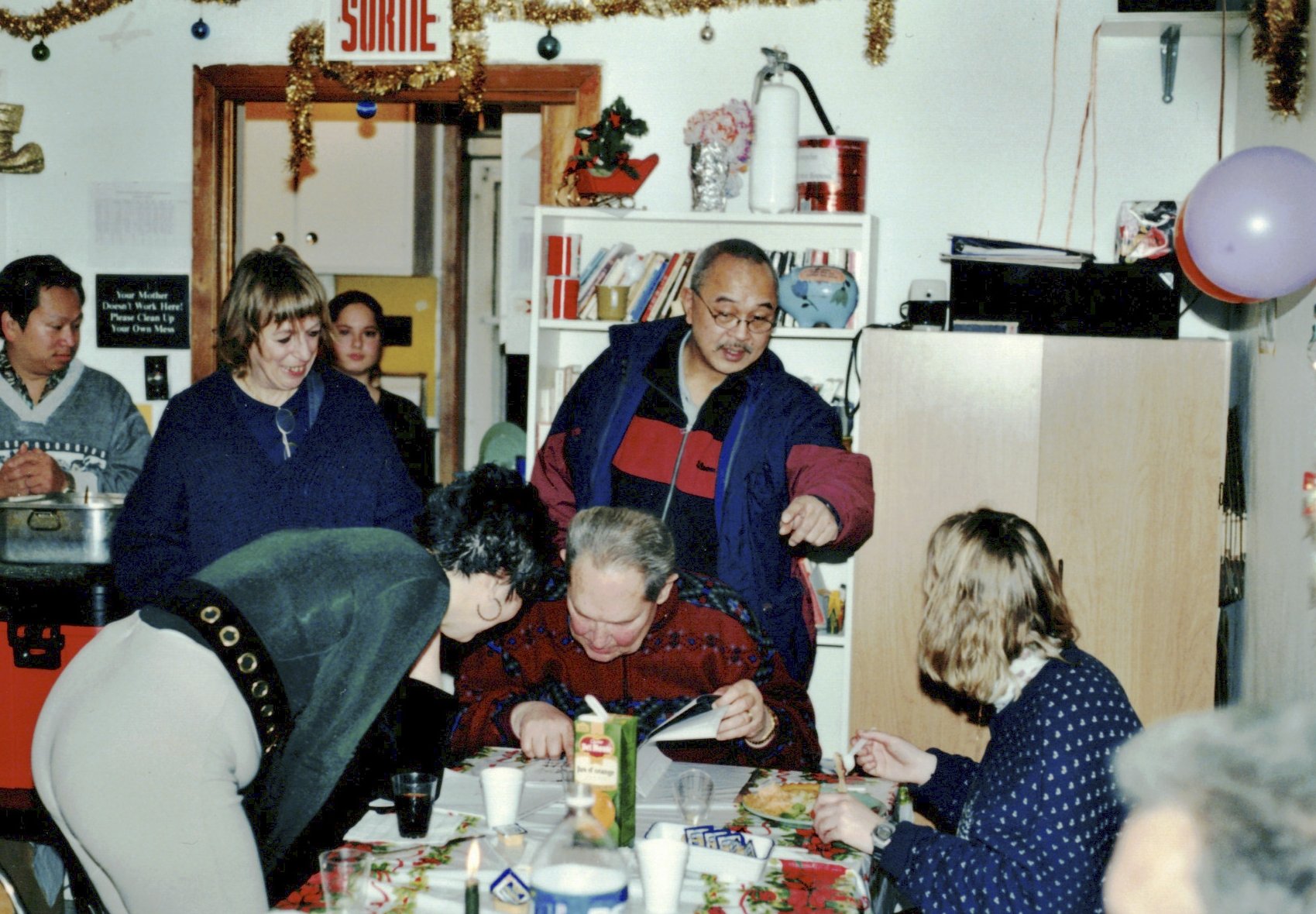 2000-0010.jpg