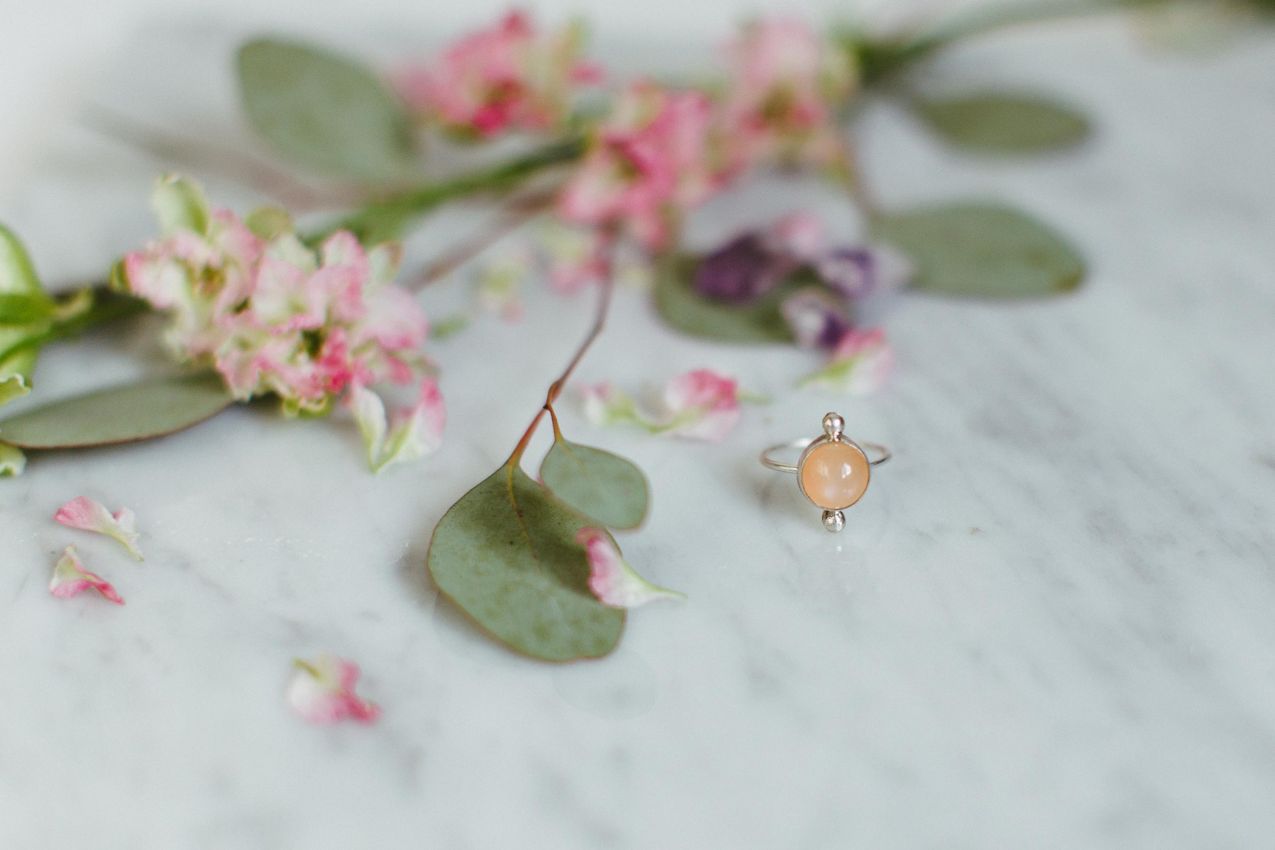 Peach Moonstone Orb Ring_04.jpg