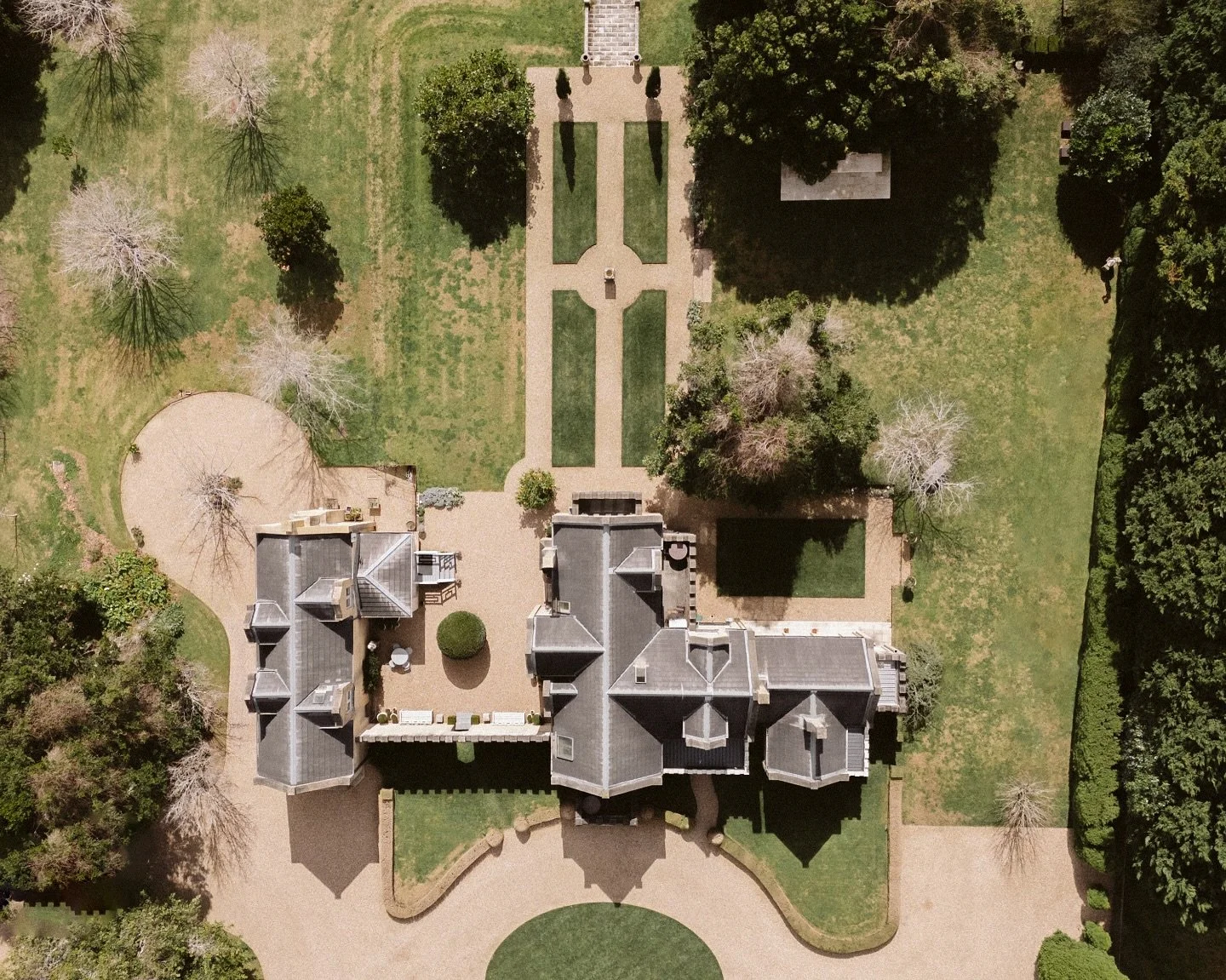 The Manor.

#marriagegoals #sydney #harpersbazaar
#weddingblogger #sydneyweddings #luxuriouswedding #voguebrides #instawedding #weddinginspiration #vogueaustralia #weddingplanner #lookslikefilm #luxuriouslifestyle #thelane #bridesmagazine #the_lane #