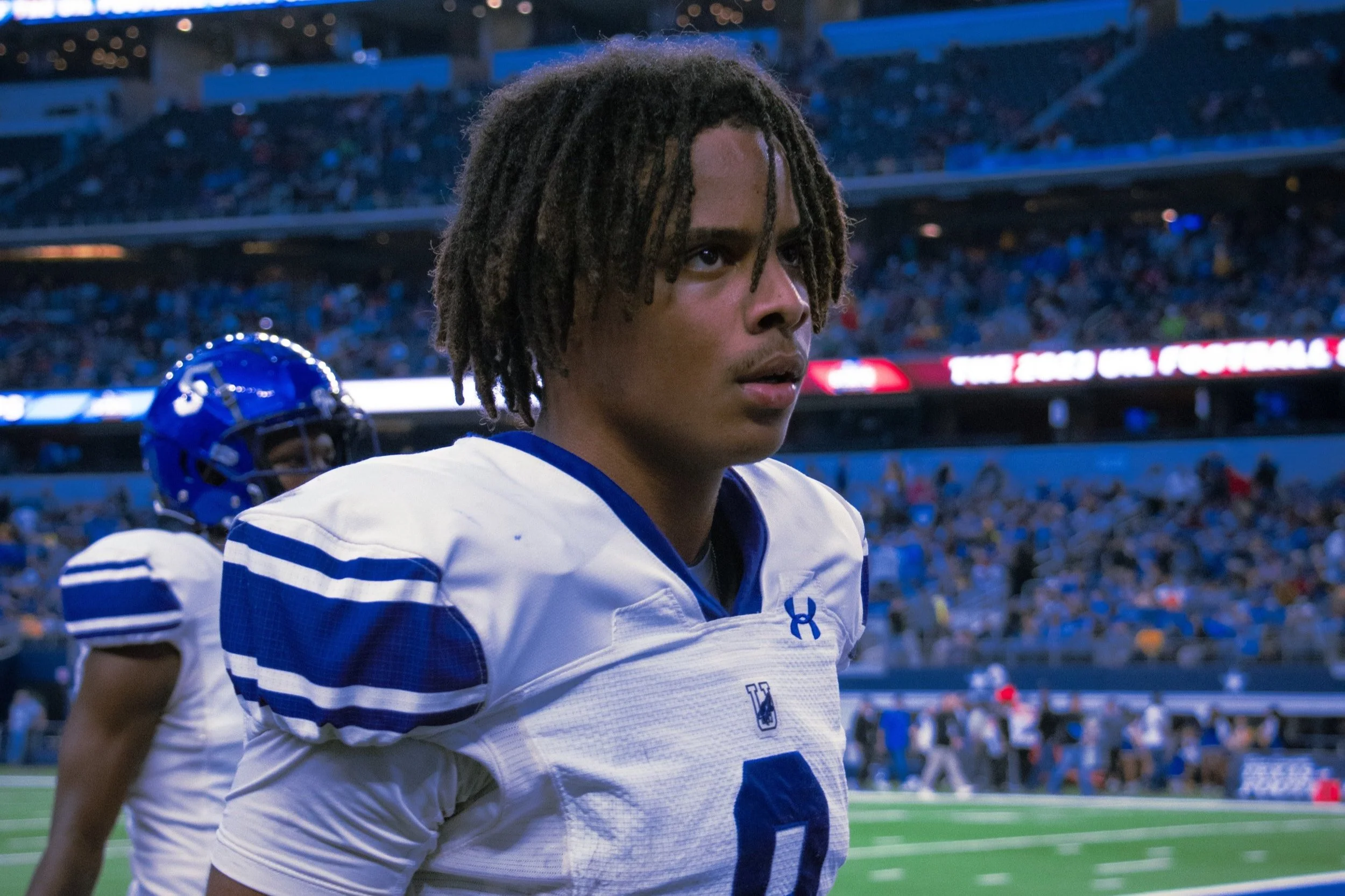 %238+Qb+cowboys+stadium+photo.jpg