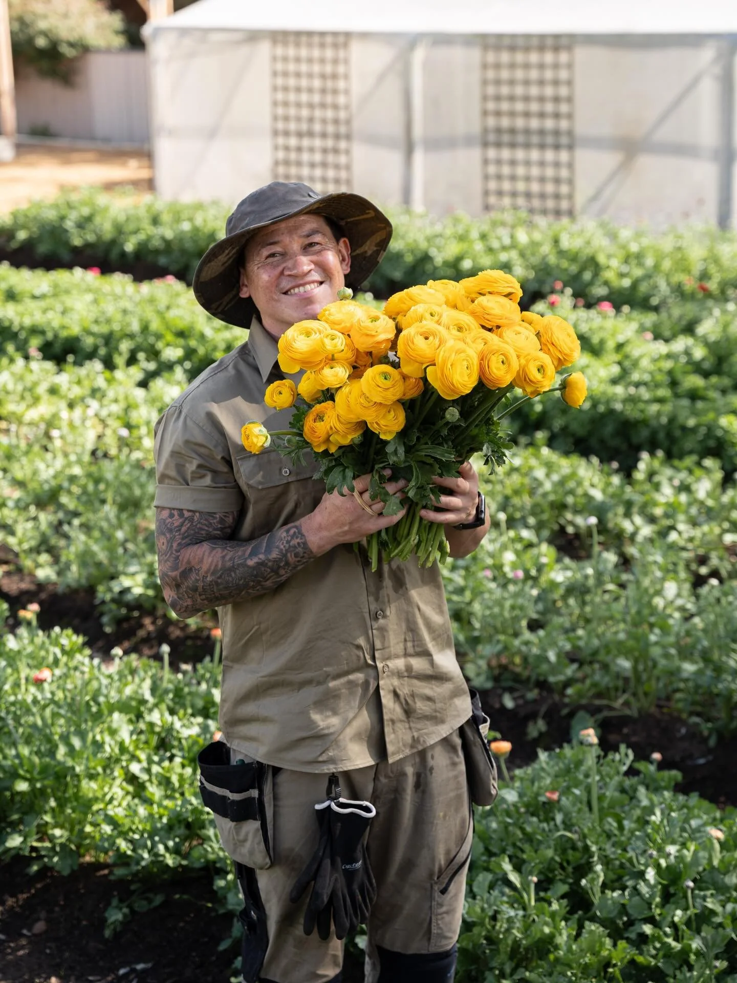 This week on the farm, we&rsquo;re continuing our ranunculus planting. Next up is Rob&rsquo;s favourite colour, yellow! 💛