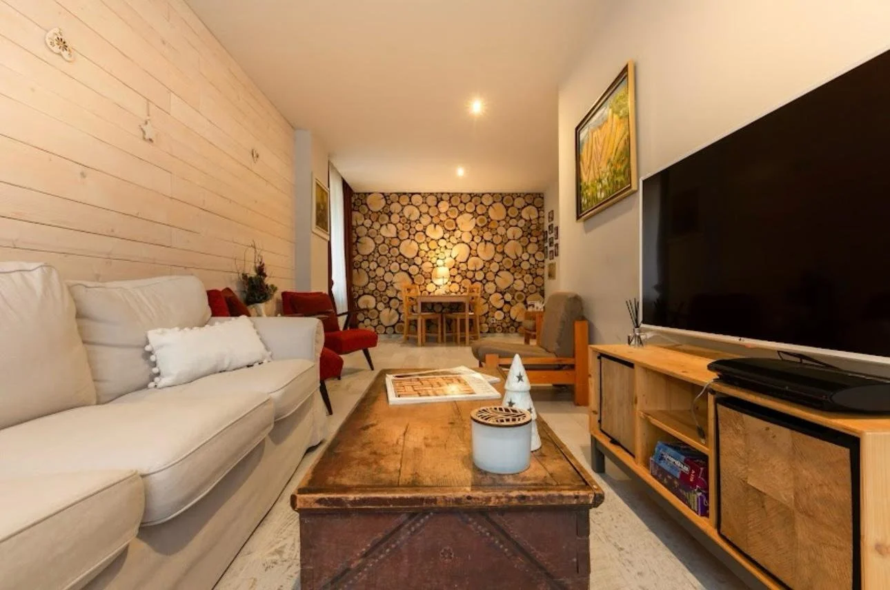 WhatsApp Image 2025-04-16 at 17.11.05.jpeg