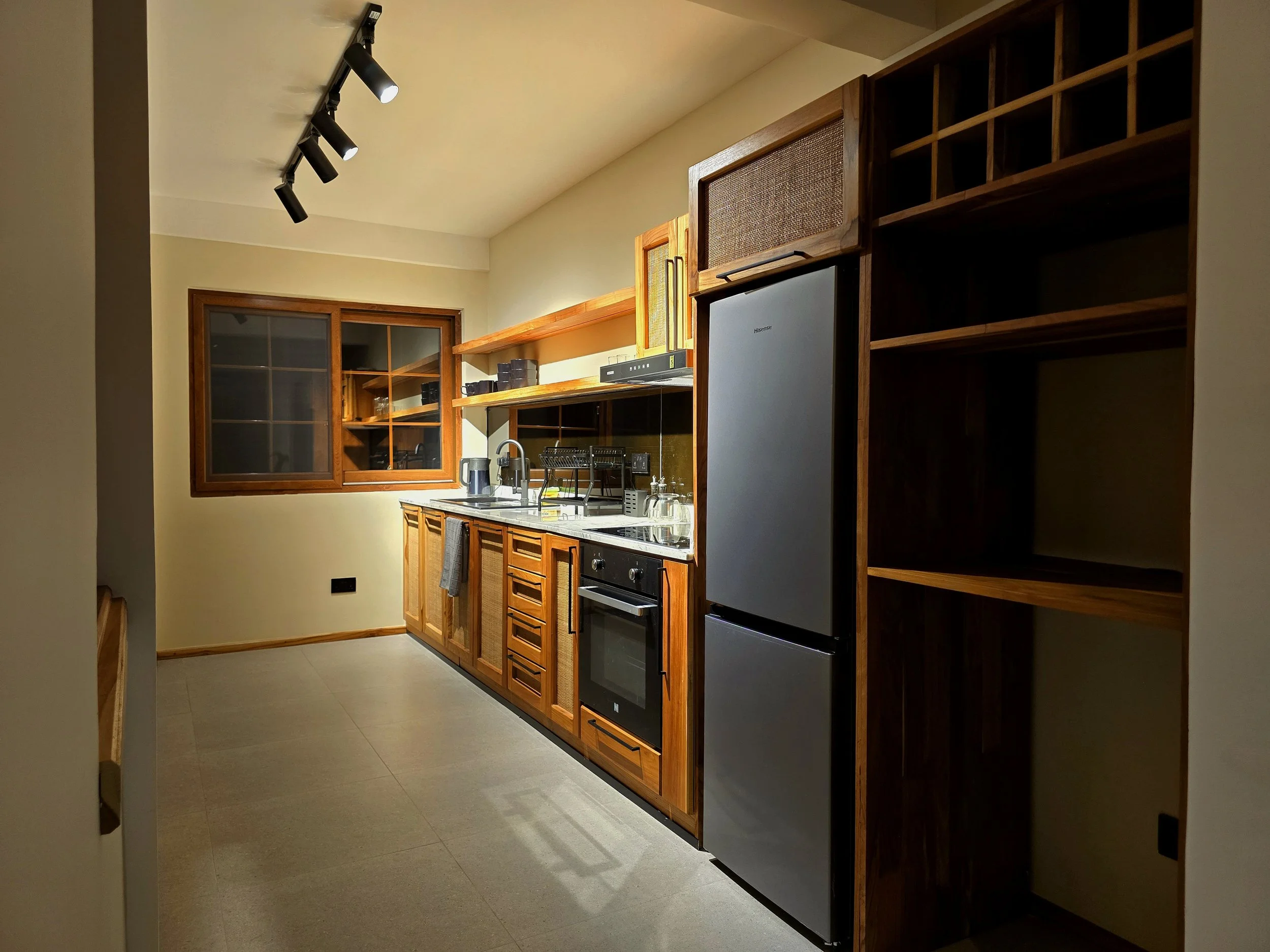 One-Bedroom Ap