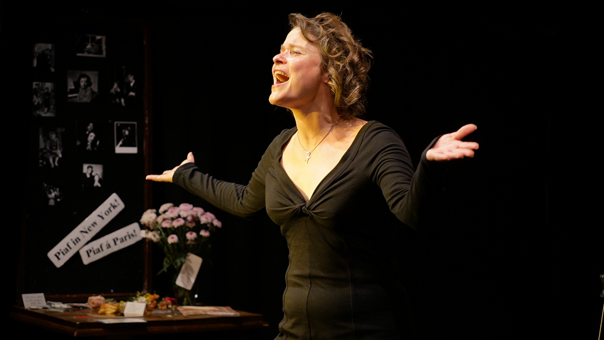 Piaf - A veréb - színház és sanzonest