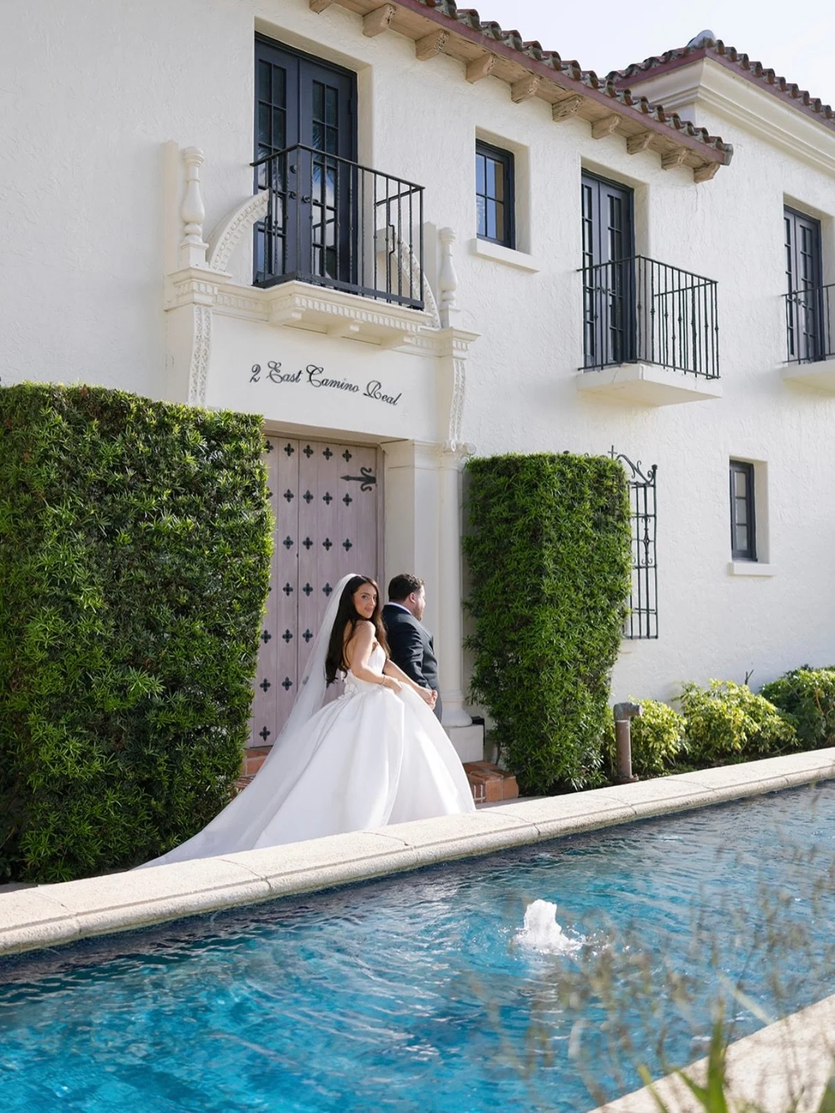 THESE TWO 

📋 @kaloseventplanning 
📸 @emilypradaphoto 
🎥 @poemof.us 
🤳 @lovekaptured 
🌹 @danielevents 
🎤 @rockwithu 
🎻 @mastermusiciansinc 
Cigar: @miamicigarentertainment 
💒 @theaddison 
🤵&zwj;♂️ @paulaje.specialties 
🍰 @earthandsugar 
💋 
