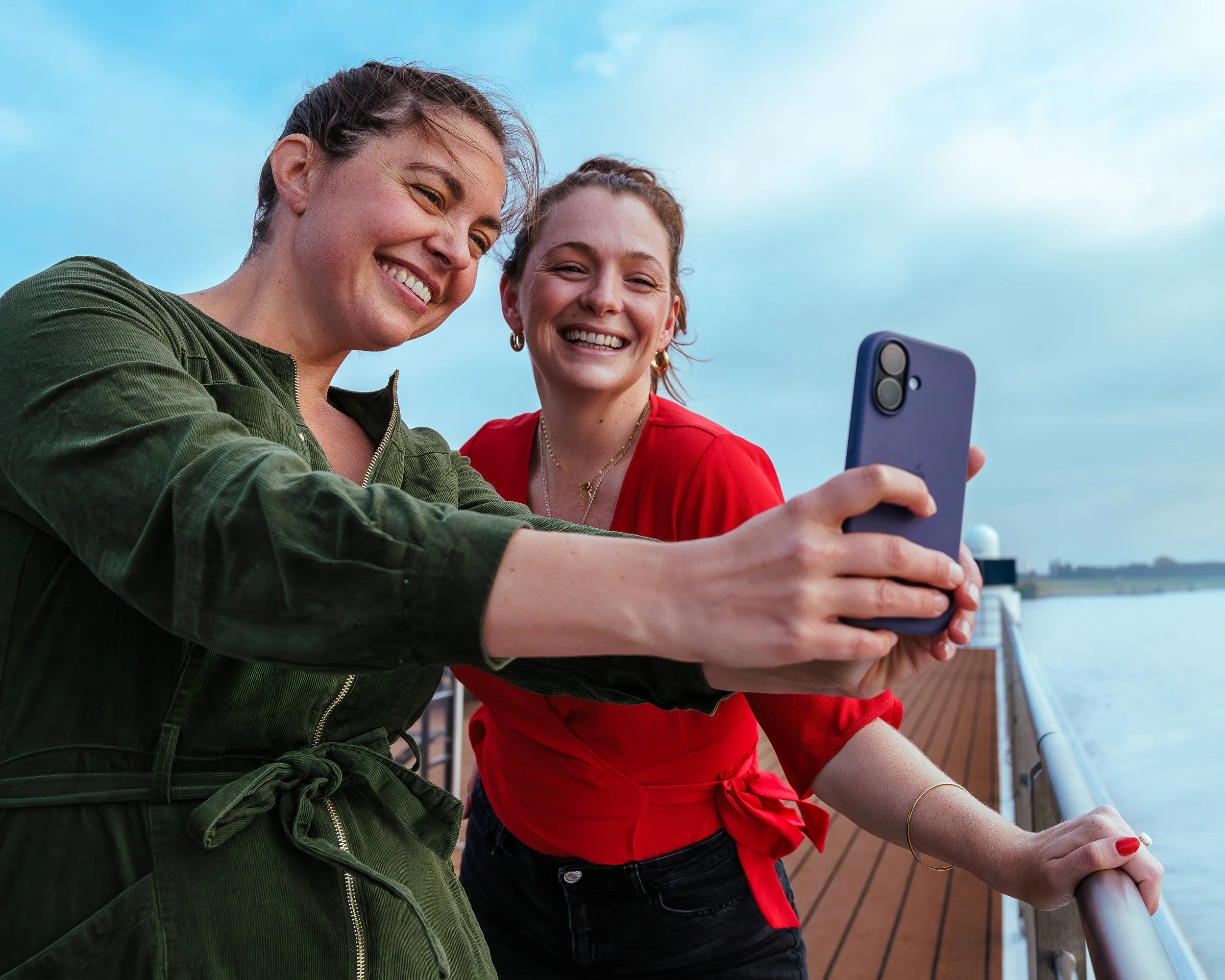 Guests on deck-32.jpg