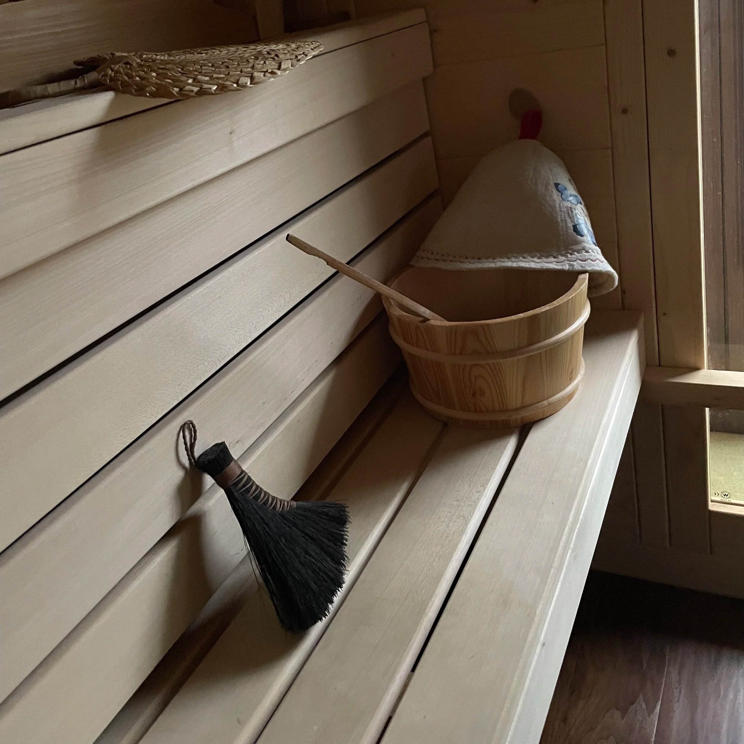 sauna3.jpg