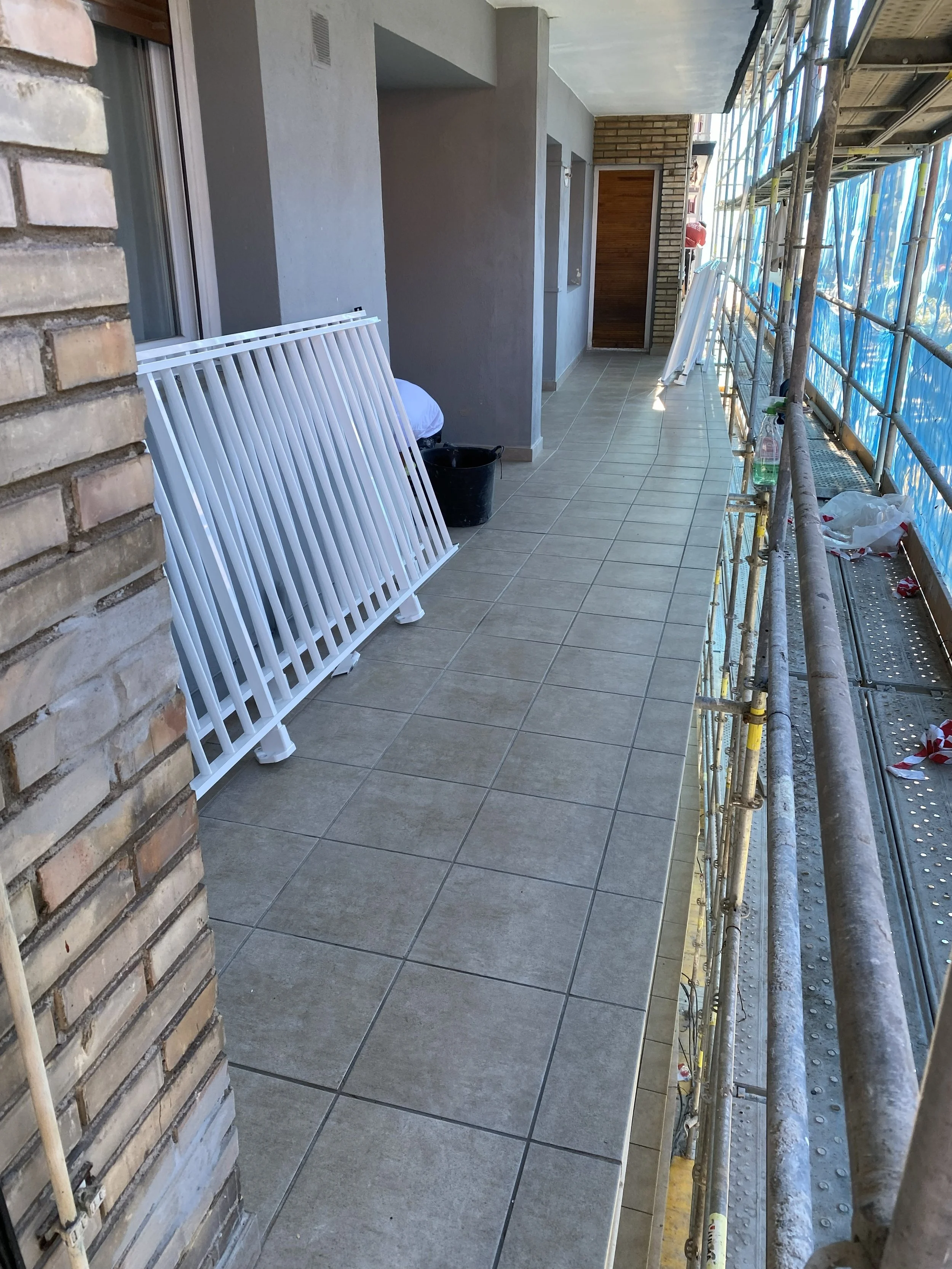 embaldosar balcones despues de impermeabilizar